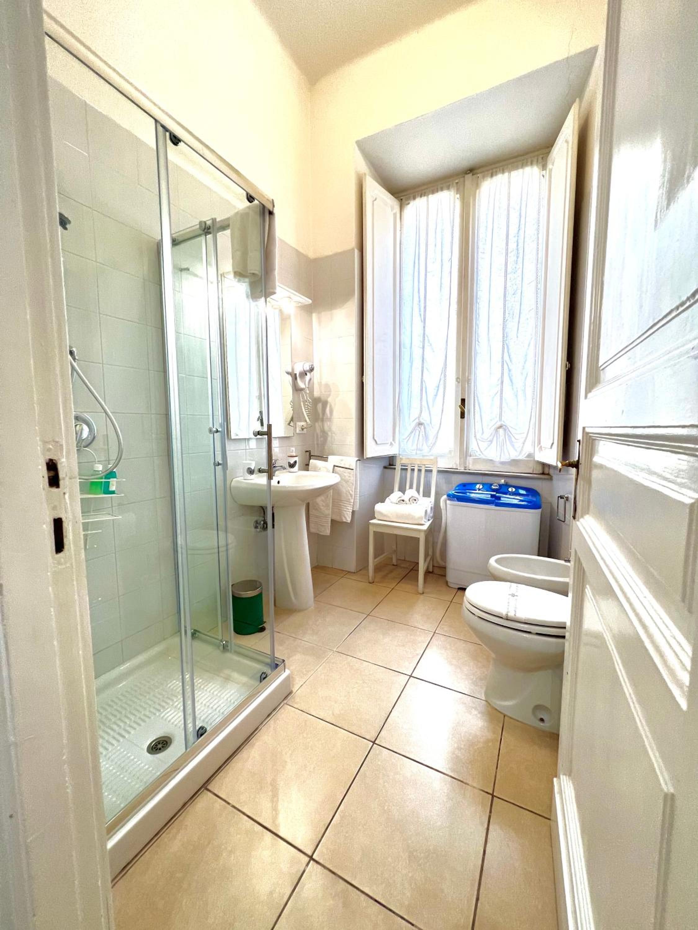 Double or Twin Room with Balcony photo 3