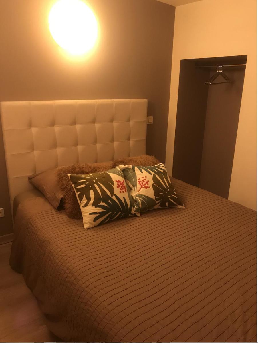 Two-Bedroom Apartment - Photo 6