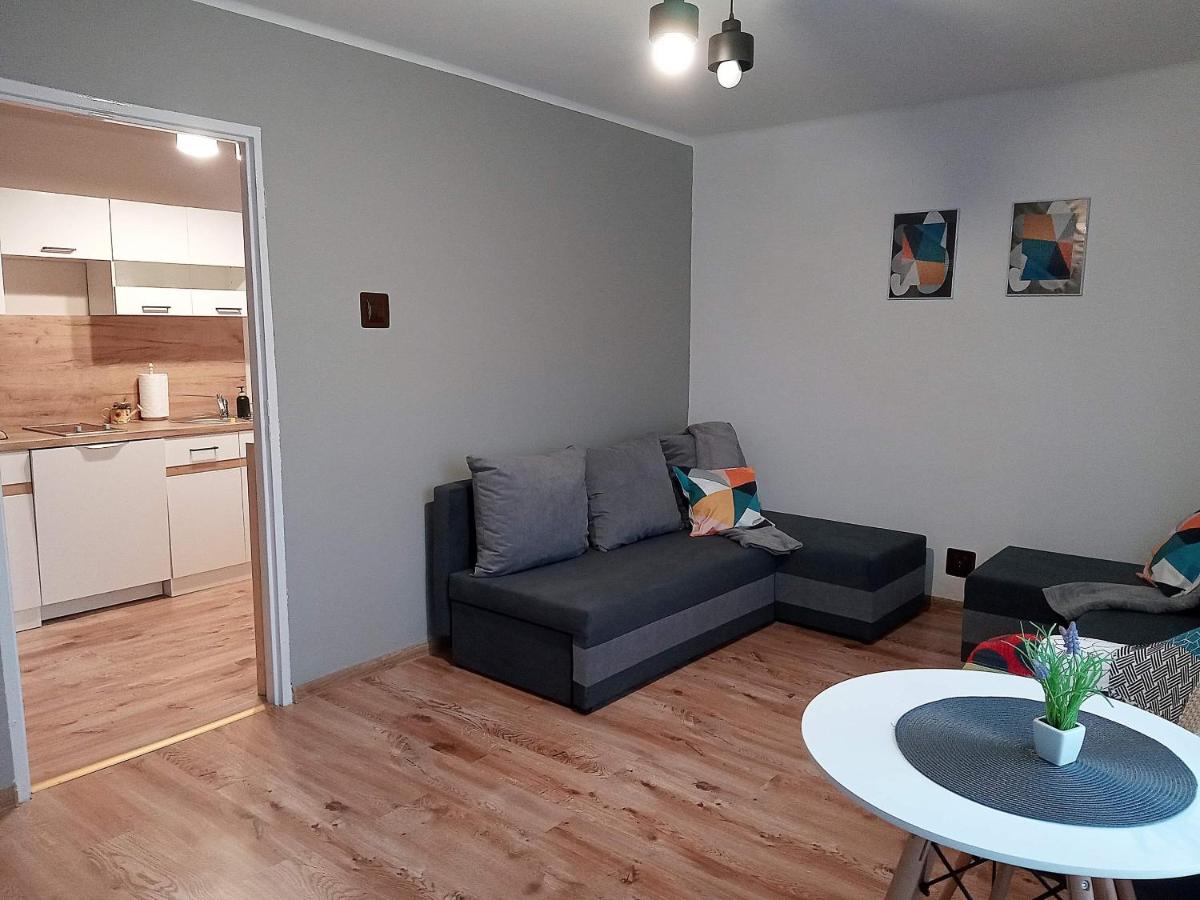 Three-Bedroom House photo 3