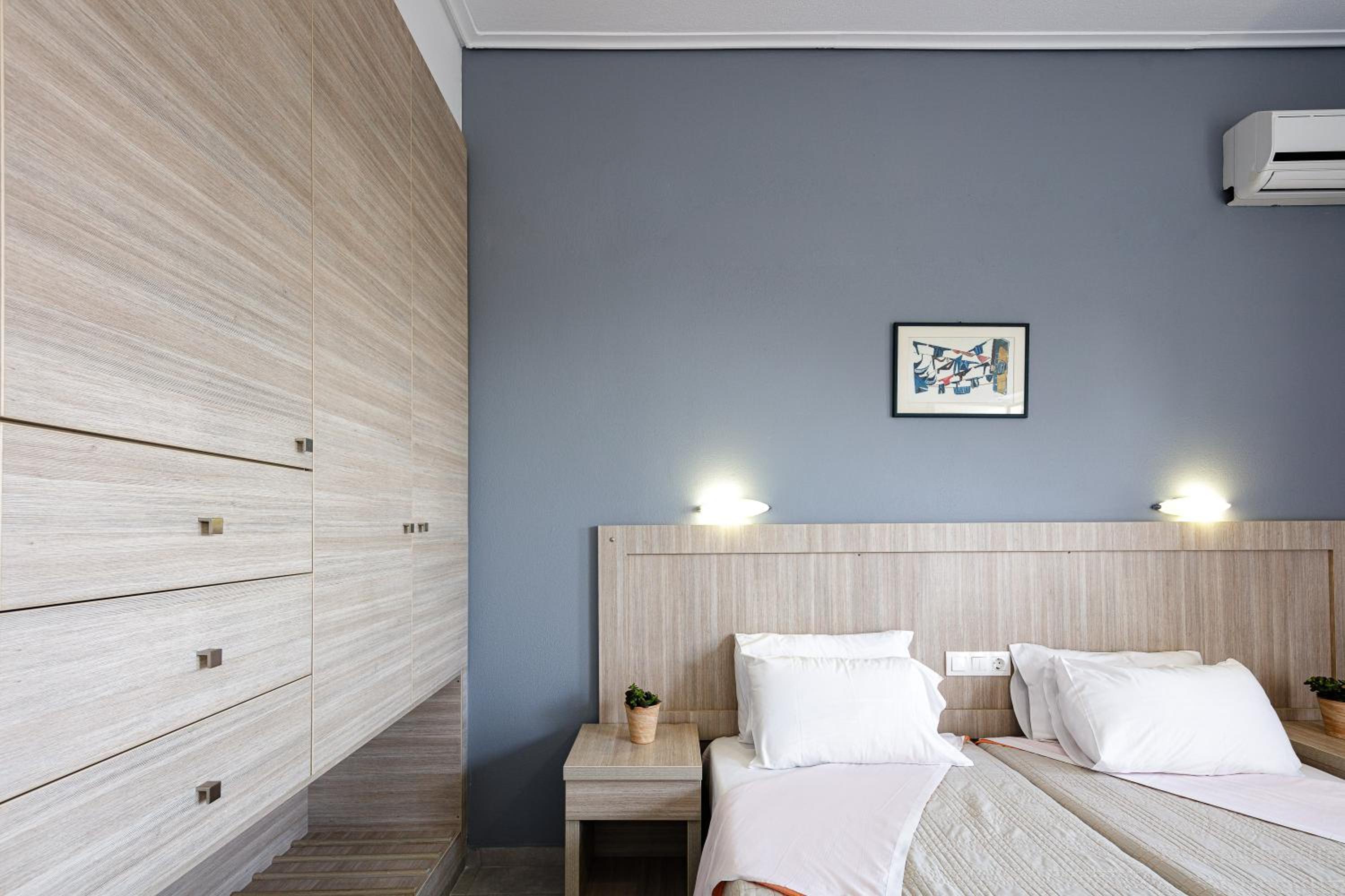 Studio with Sea View (1-2 Adults) photo 3