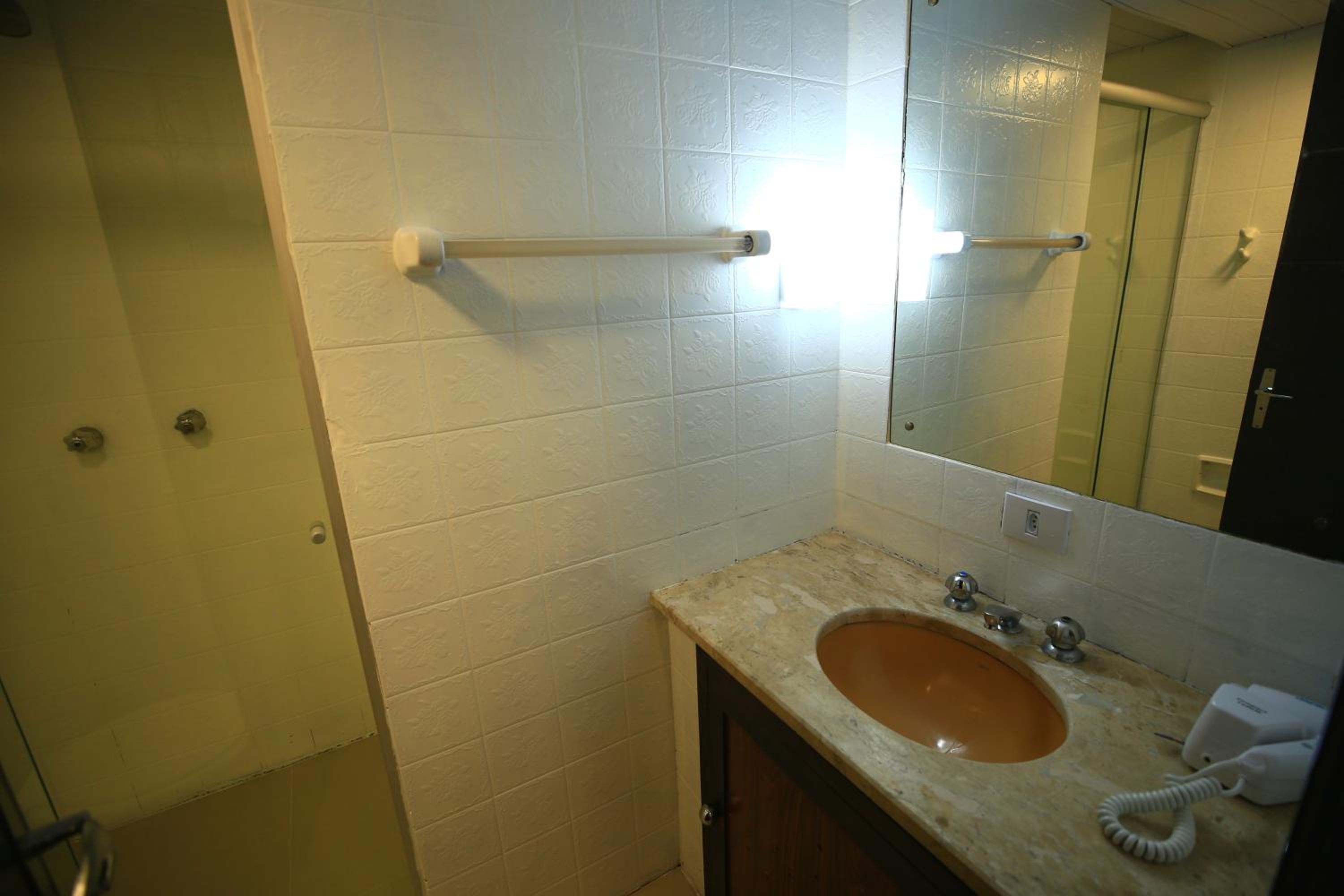 Double Room - Photo 6