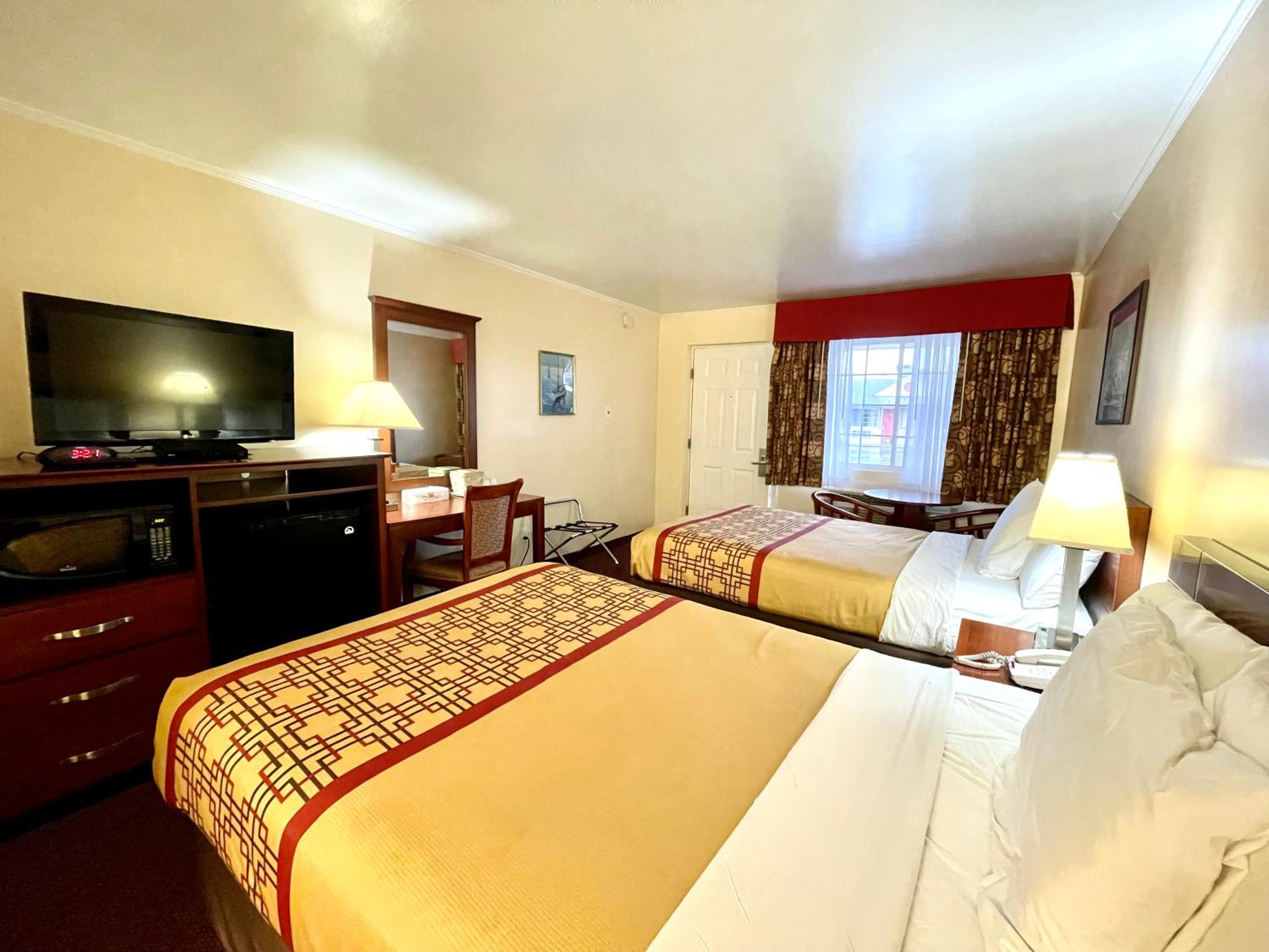 Double Room - Non-Smoking
