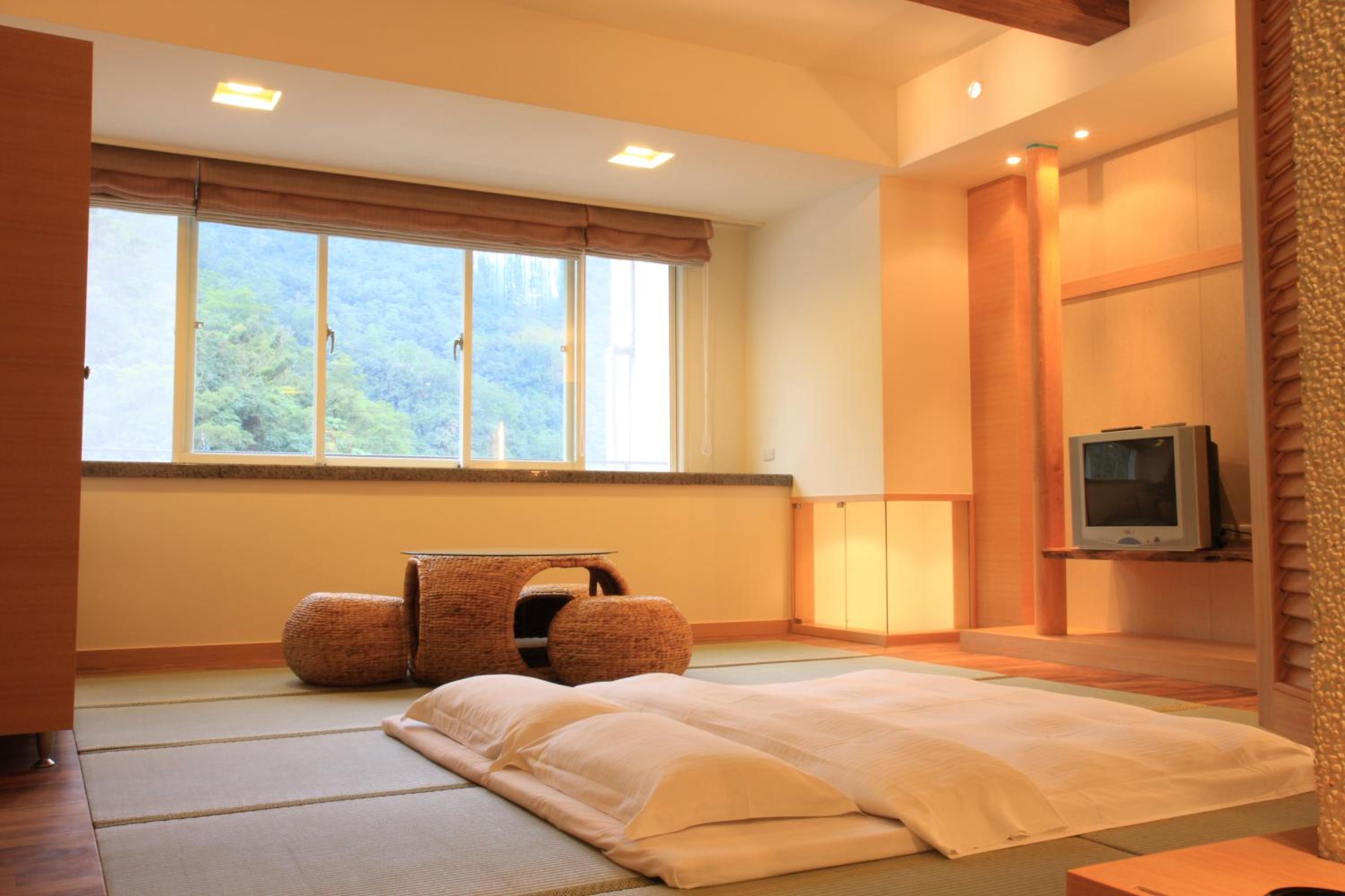 Japanese-Style Quadruple Room photo 2