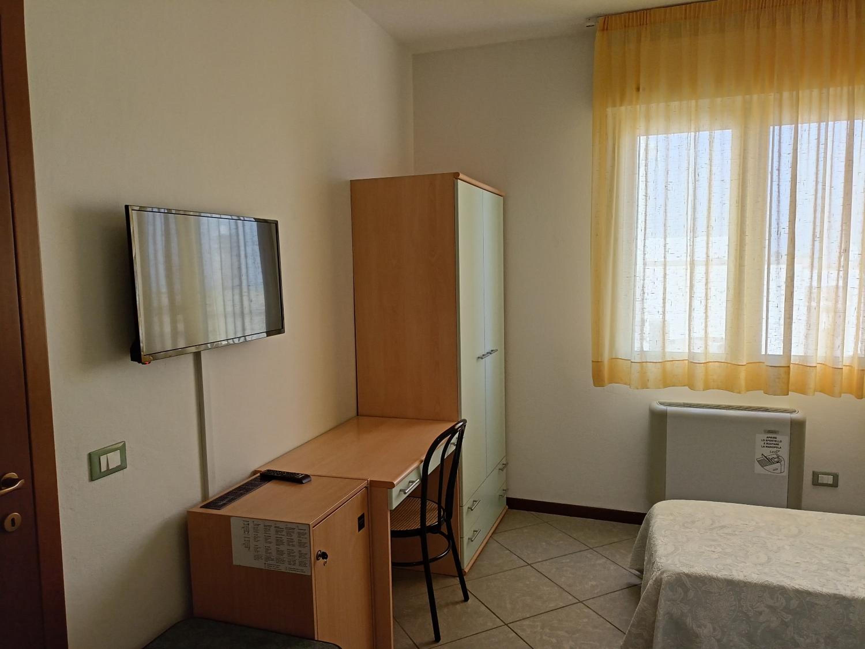 Triple Room - Photo 3