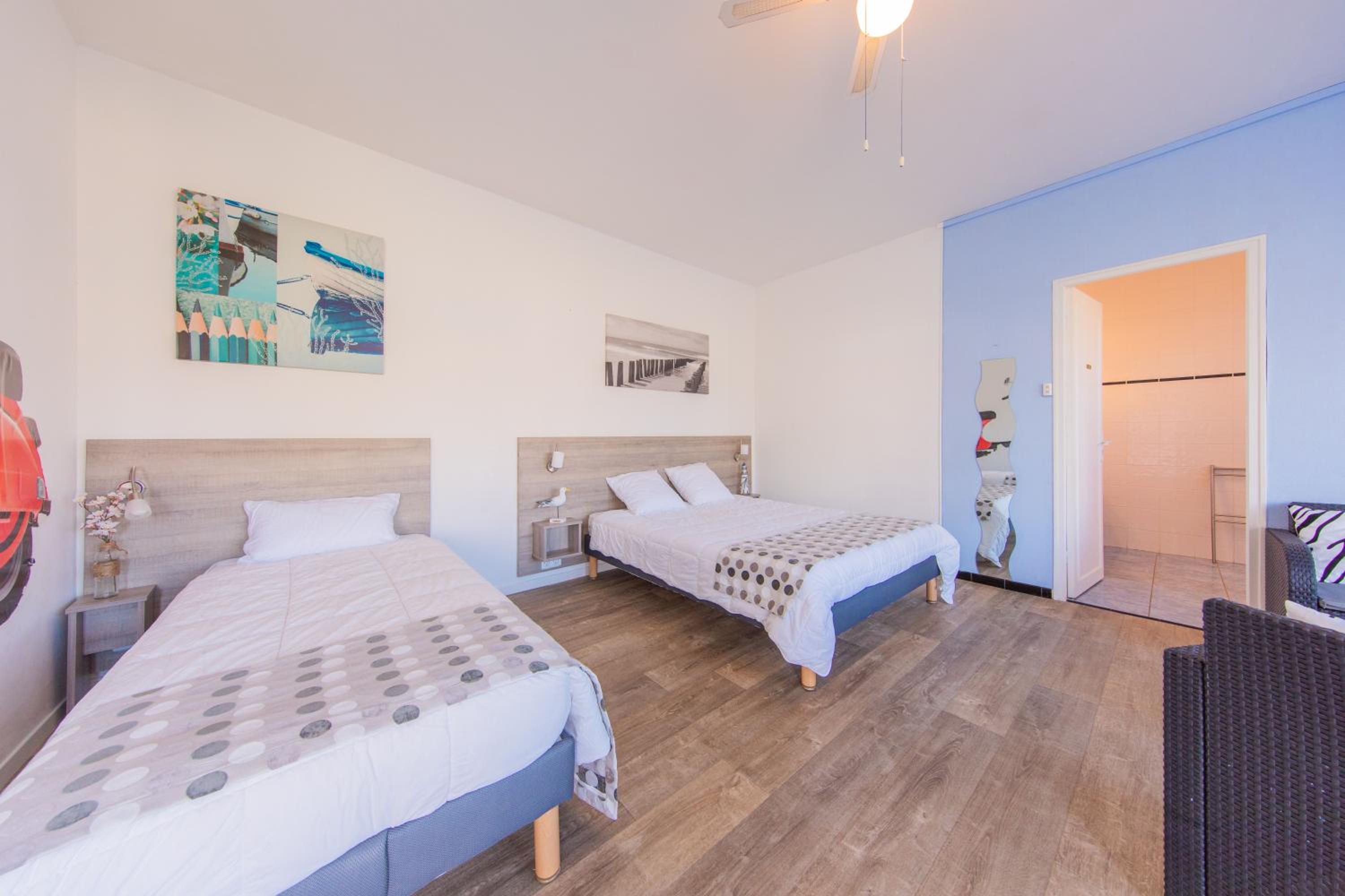 Quadruple Room photo 2