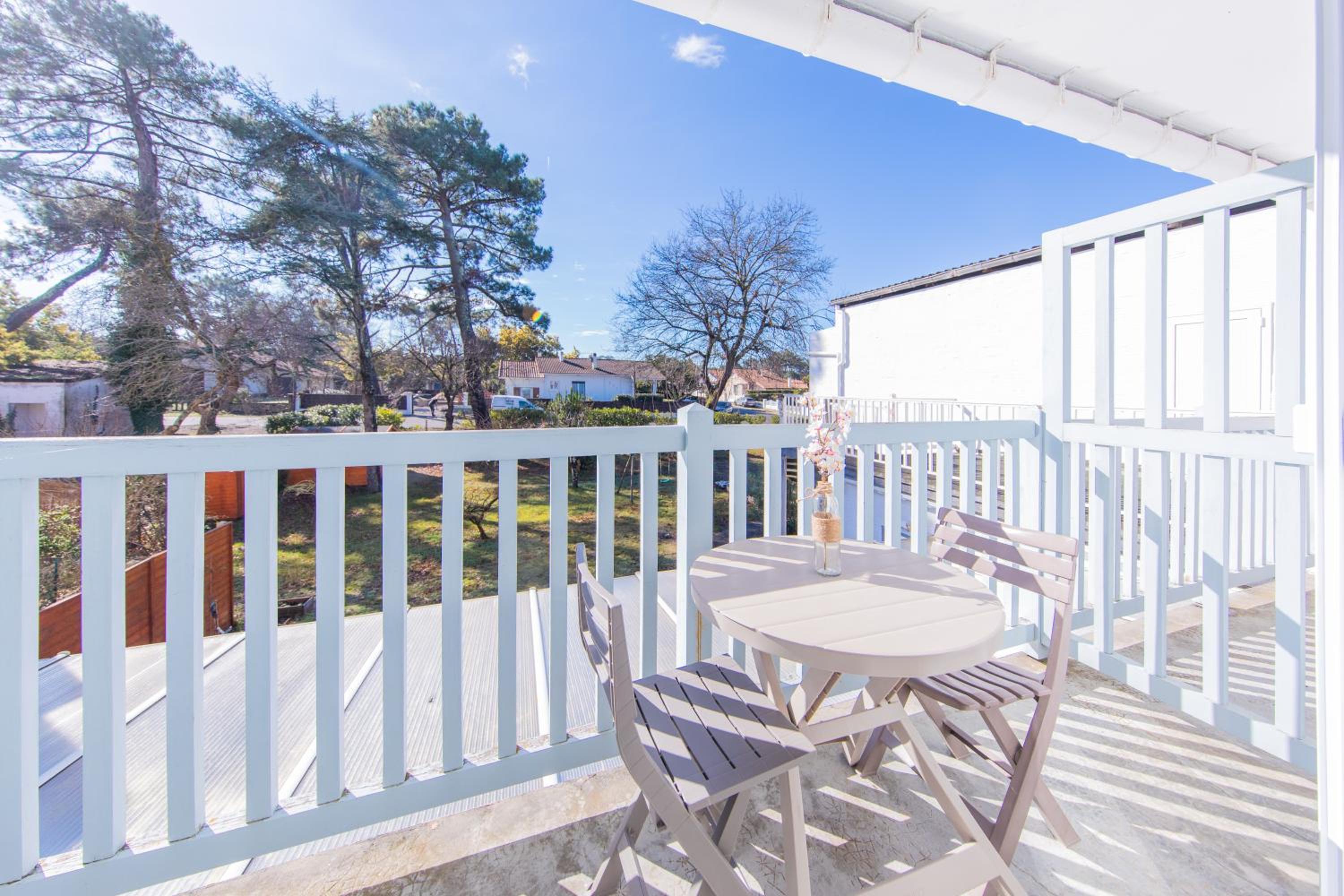 Double Room with Balcony photo 2