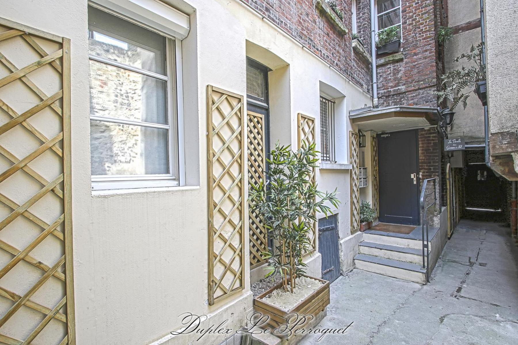 Duplex Apartment - Photo 6