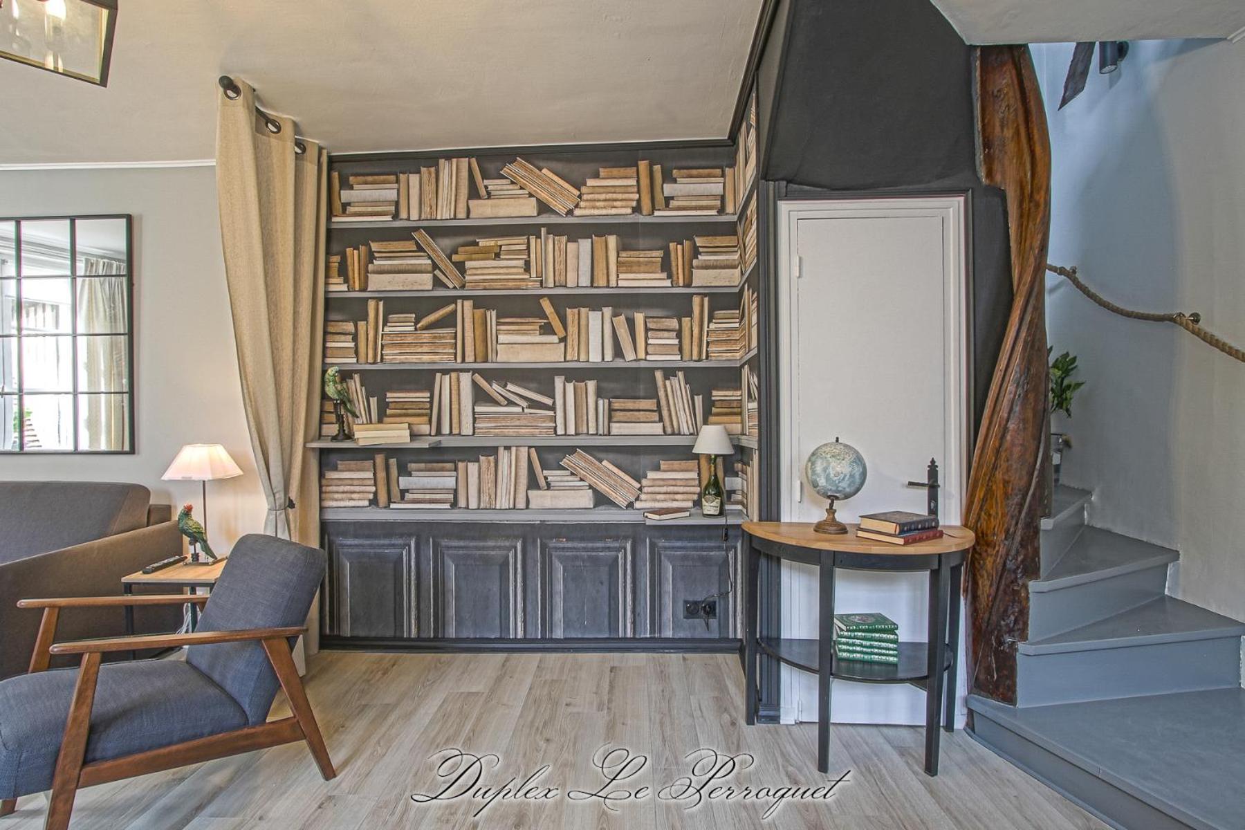Duplex Apartment - Photo 8