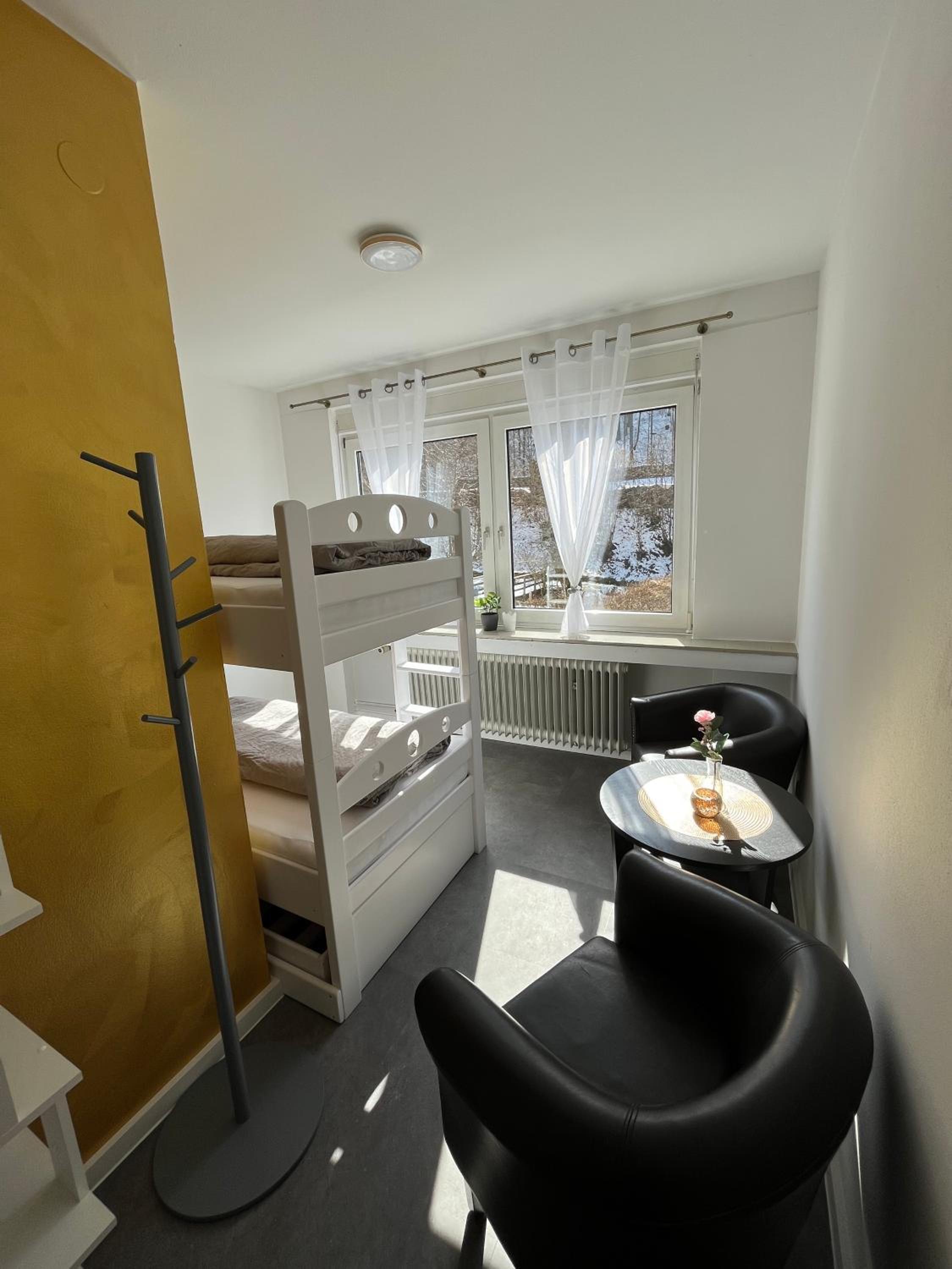 Economy Double Room photo 1