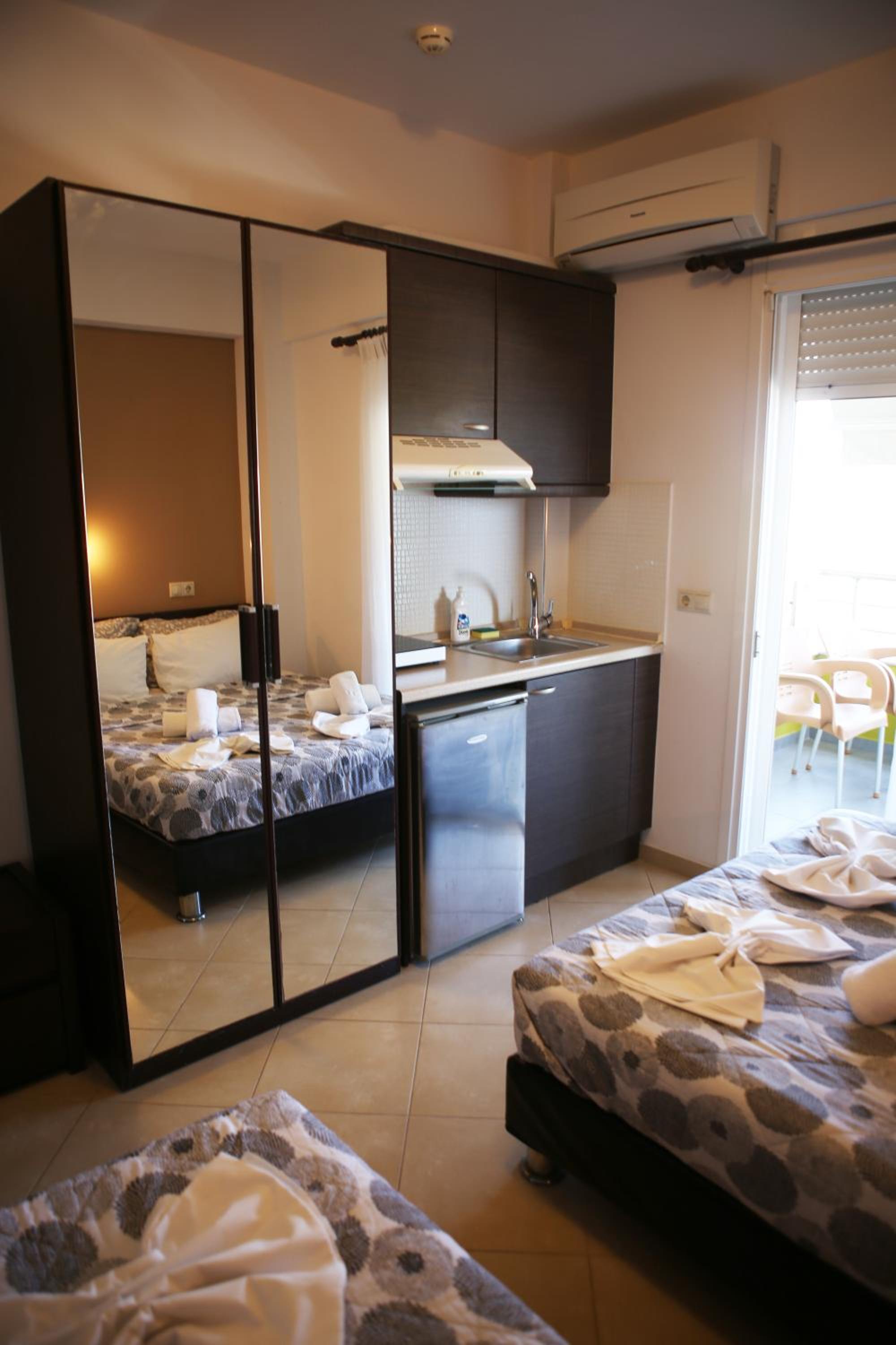Triple Room with Sea View photo 2