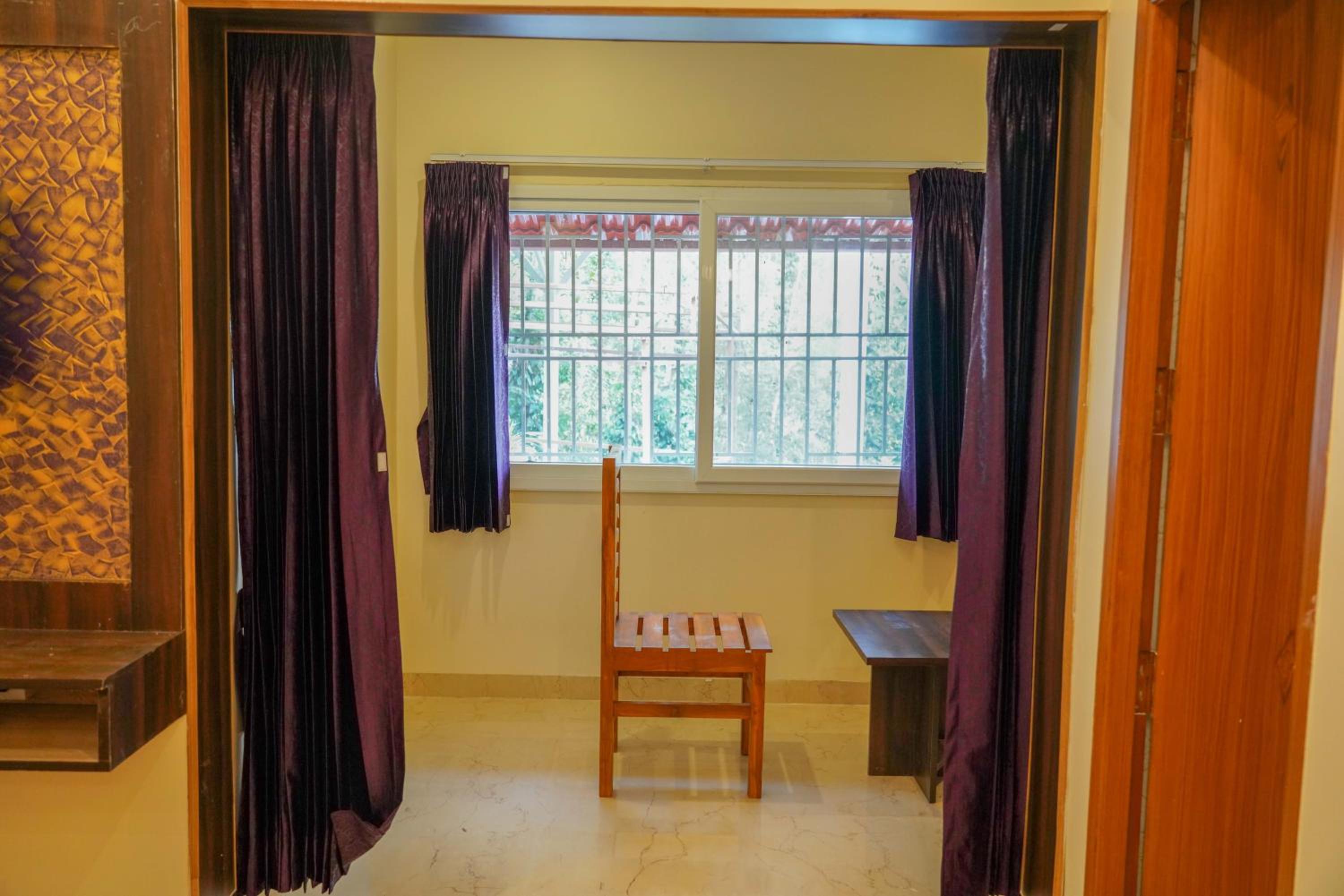 Deluxe Double Room - Photo 41