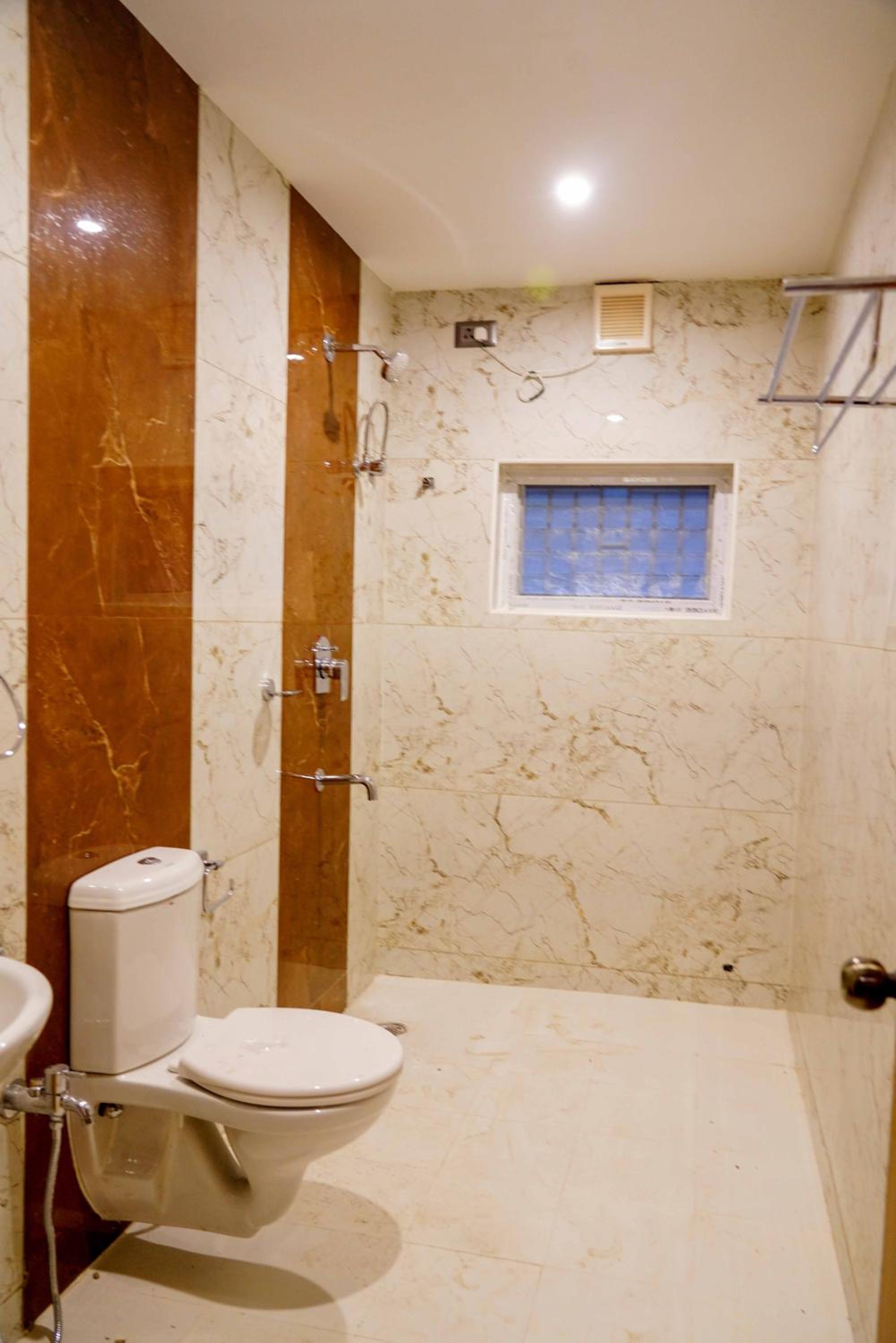 Deluxe Family Suite - Photo 2