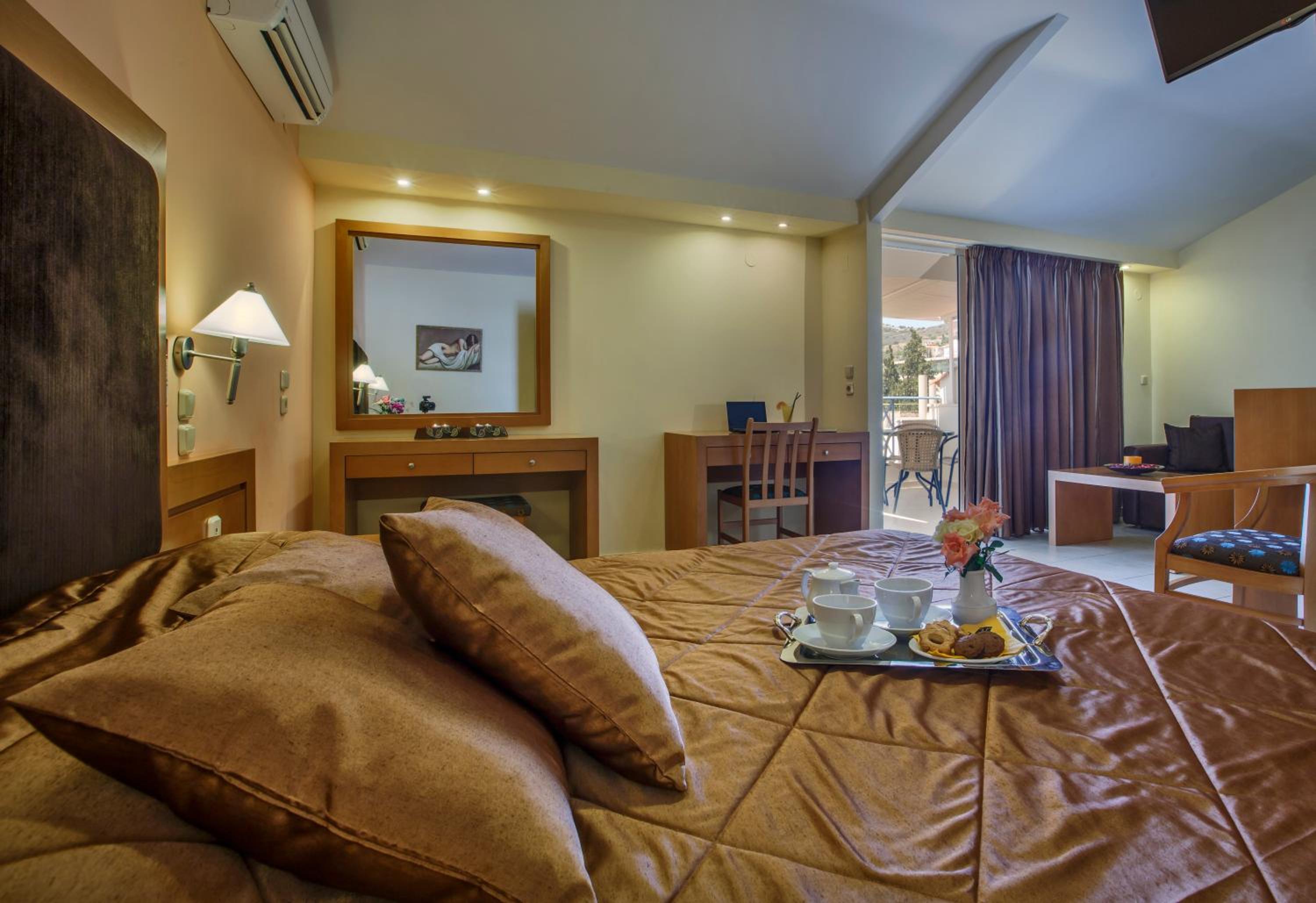 Superior Family Room