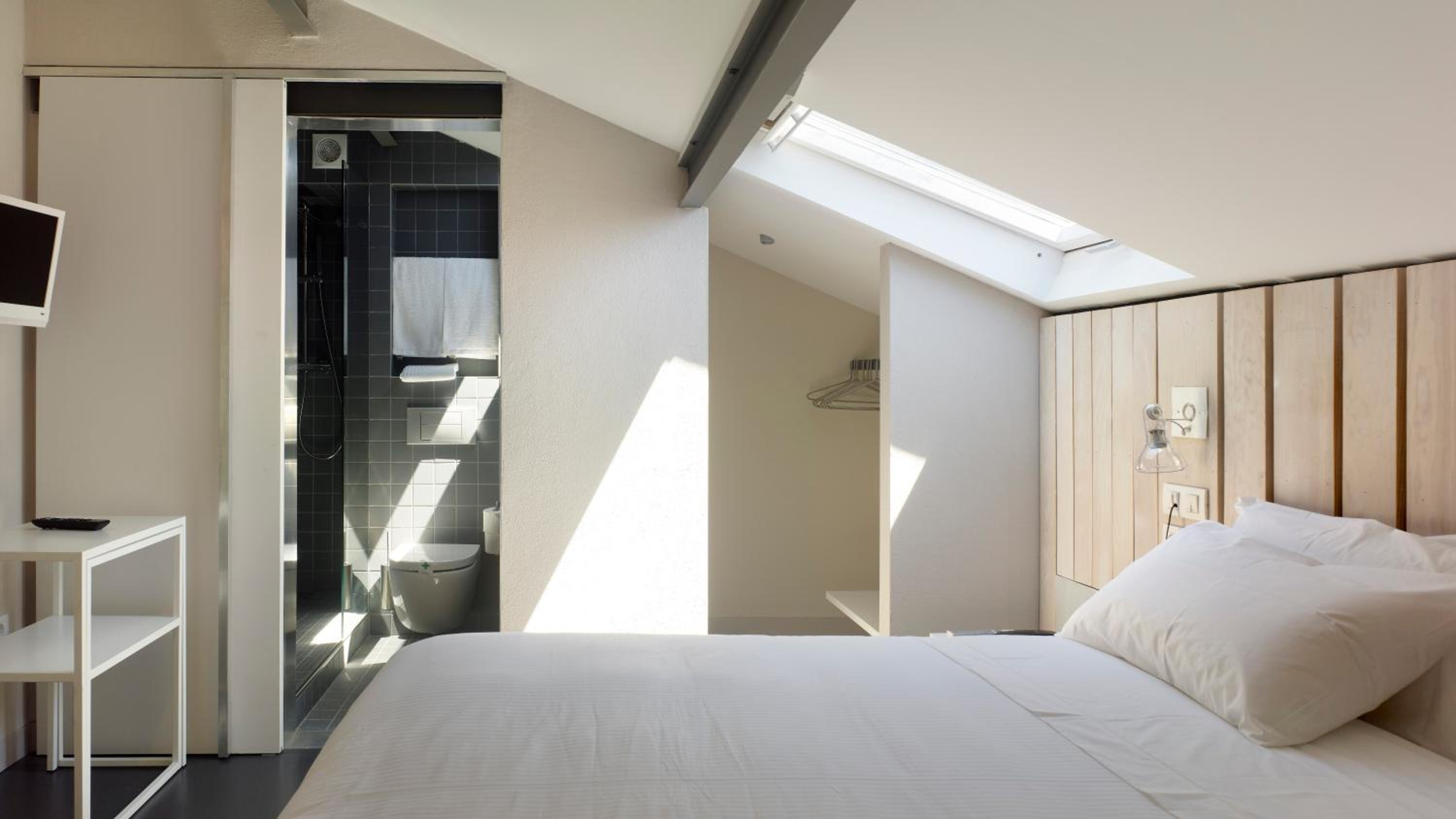 Economy Double or Twin Room - Photo 1