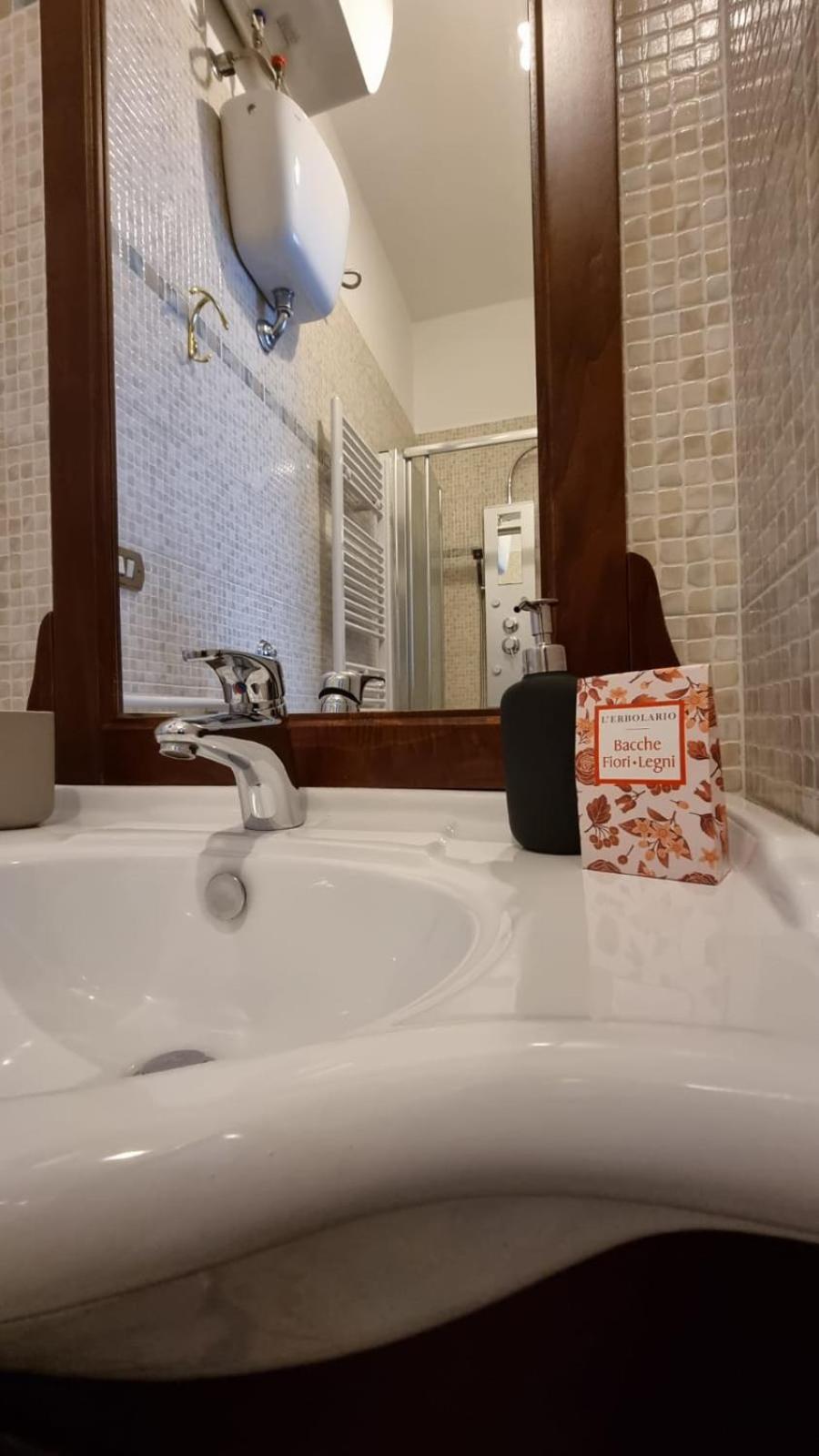 Deluxe Double Room with Extra Bed photo 3