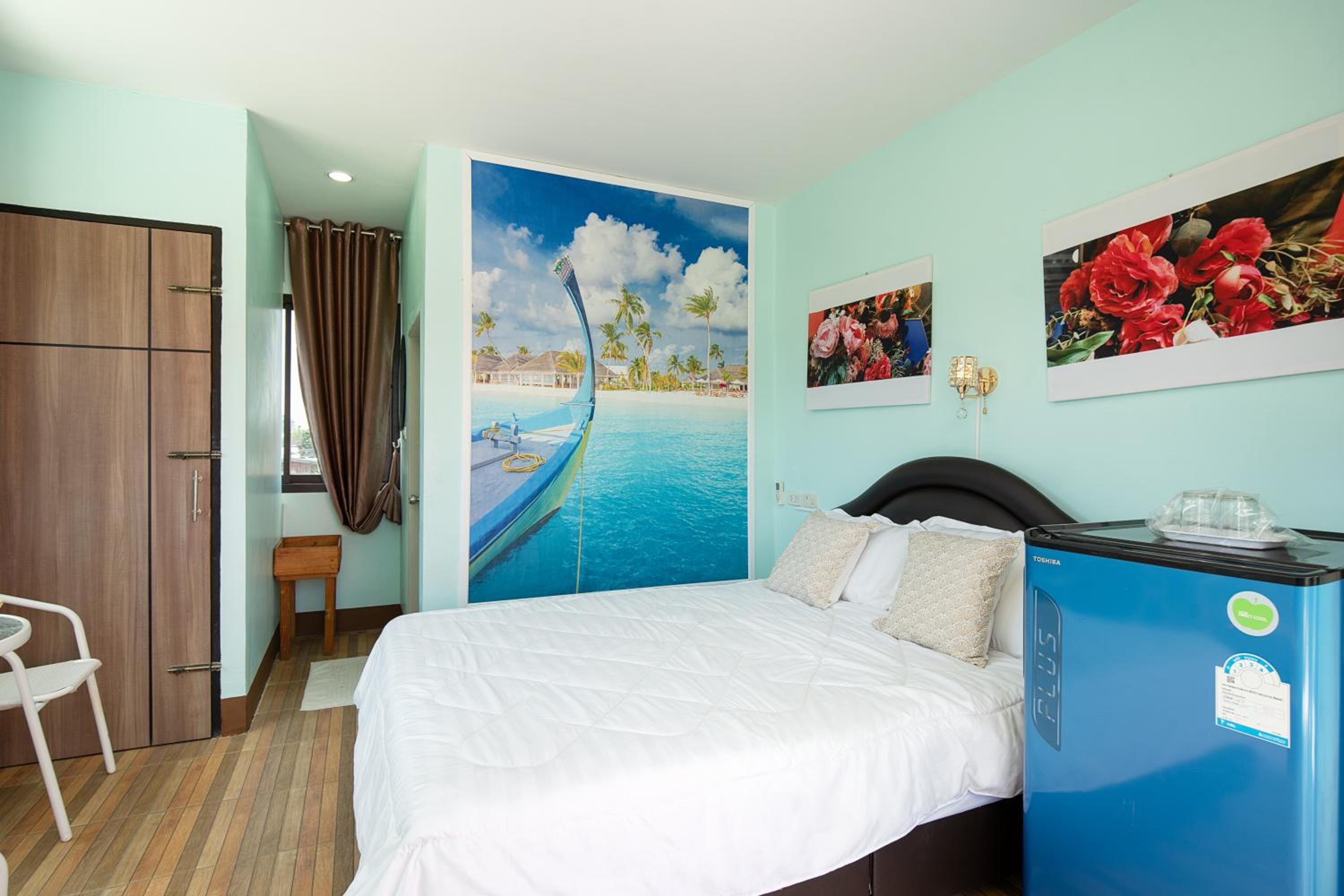Standard Room - Photo 10