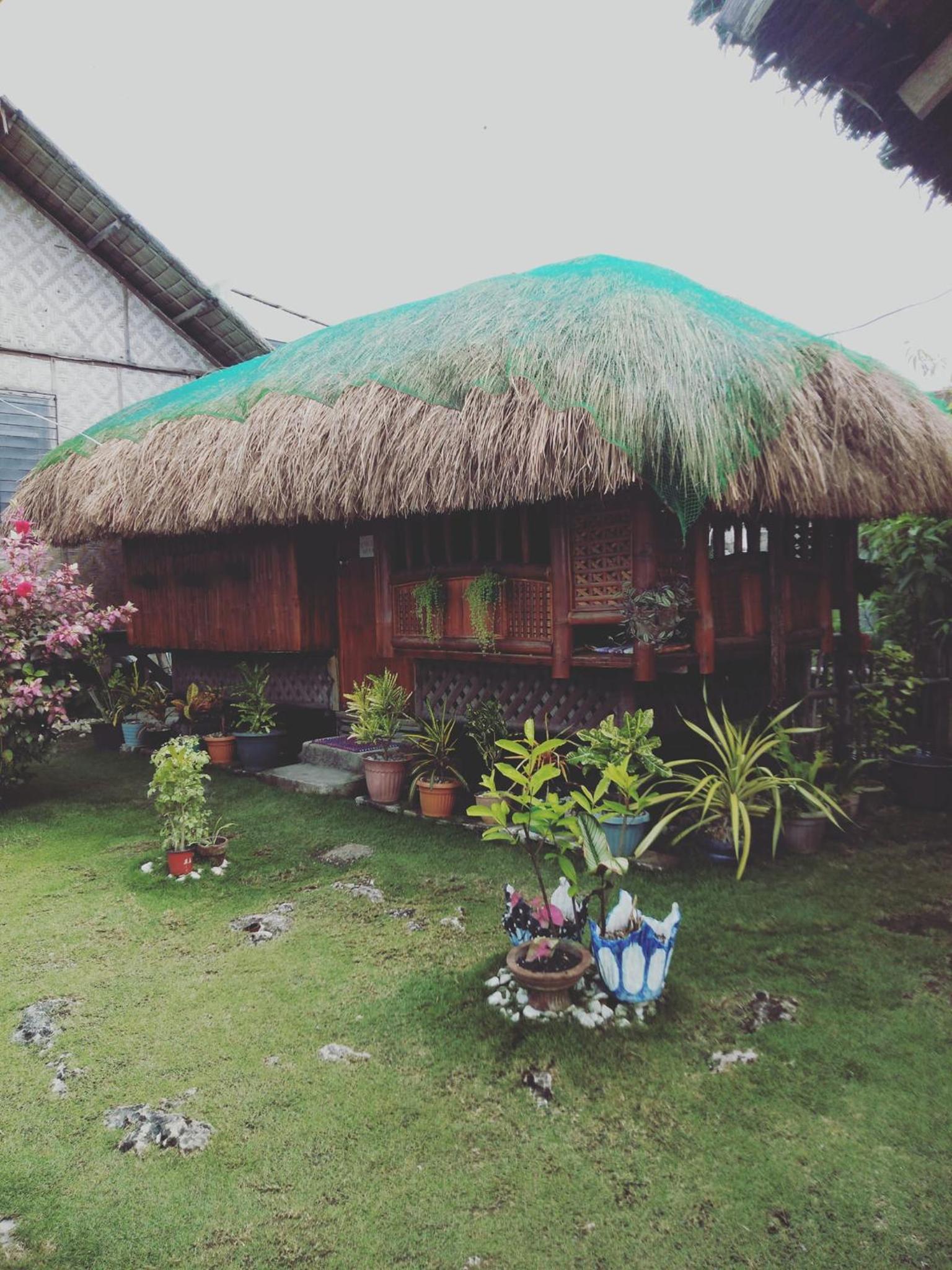 One-Bedroom Bungalow - Photo 11