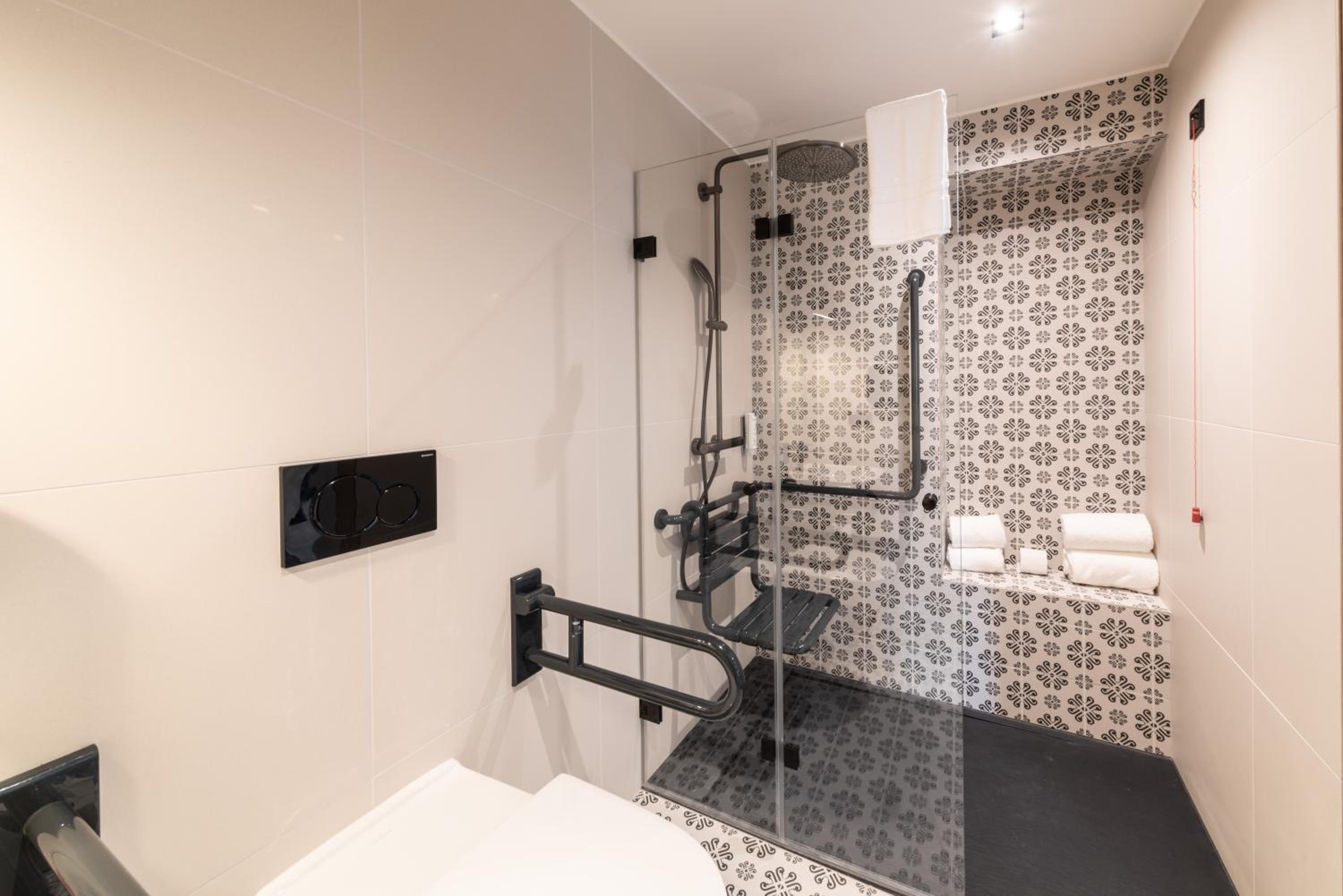Family Suite - Photo 5