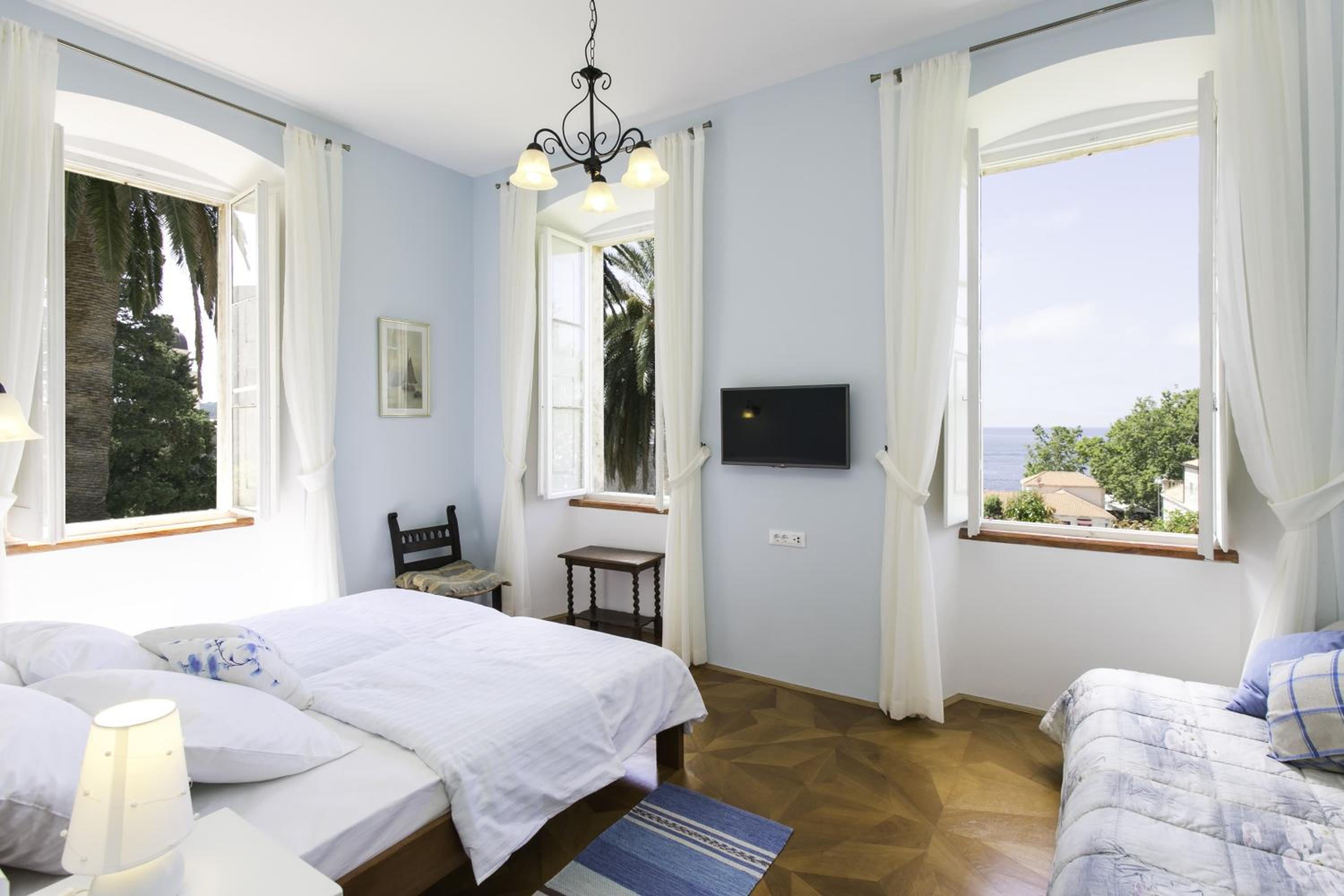Triple Room with Sea View