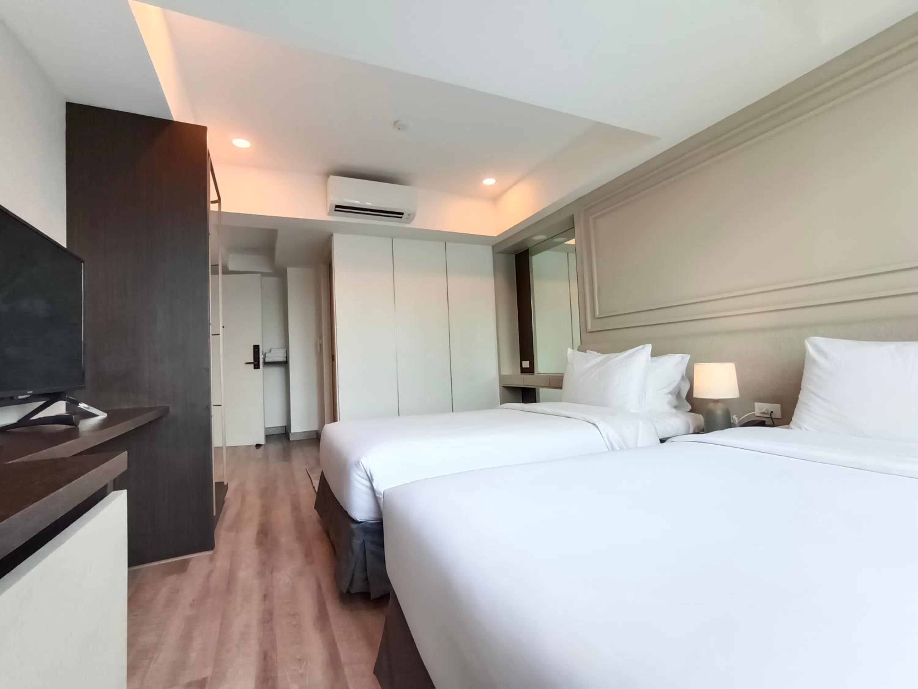 Superior Twin Room photo 3