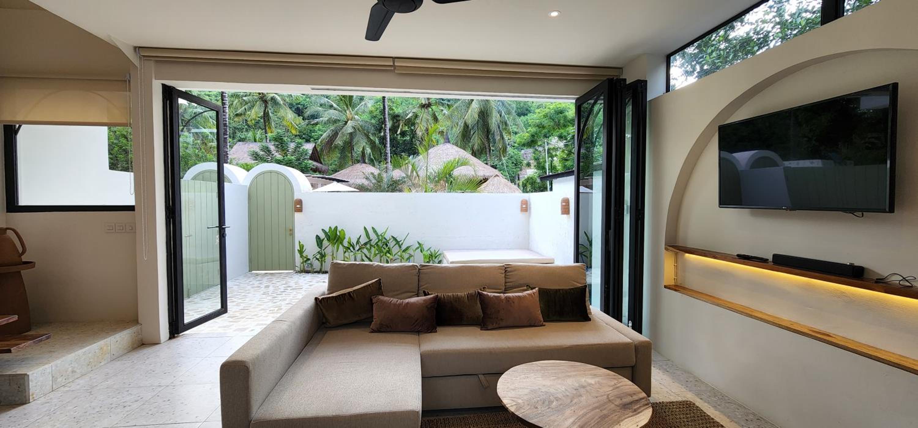 One-Bedroom Villa photo 2