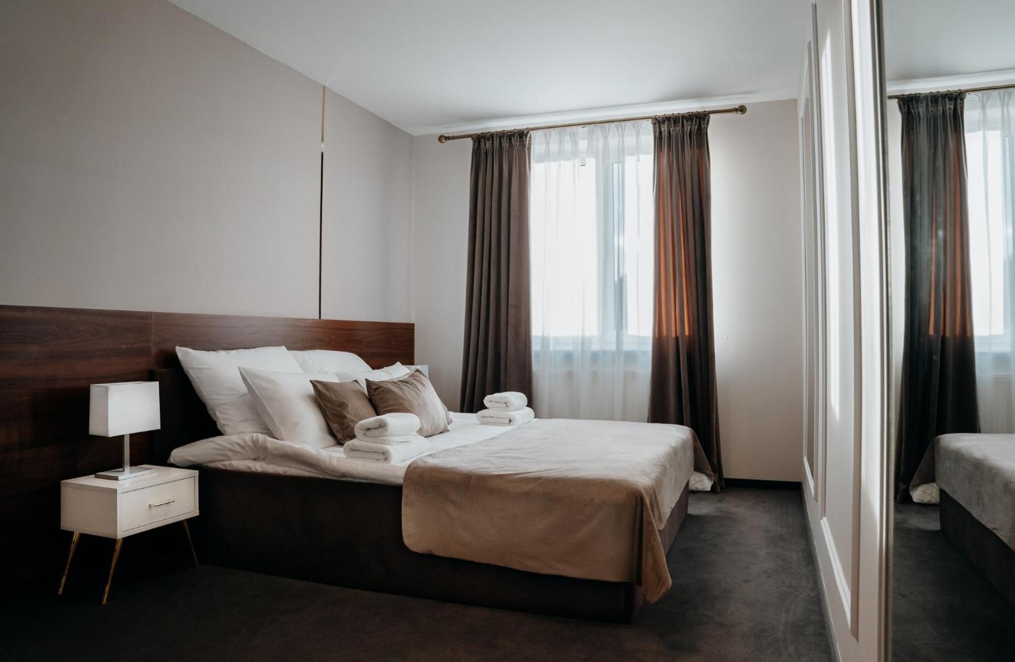 Suite with Balcony - Photo 2