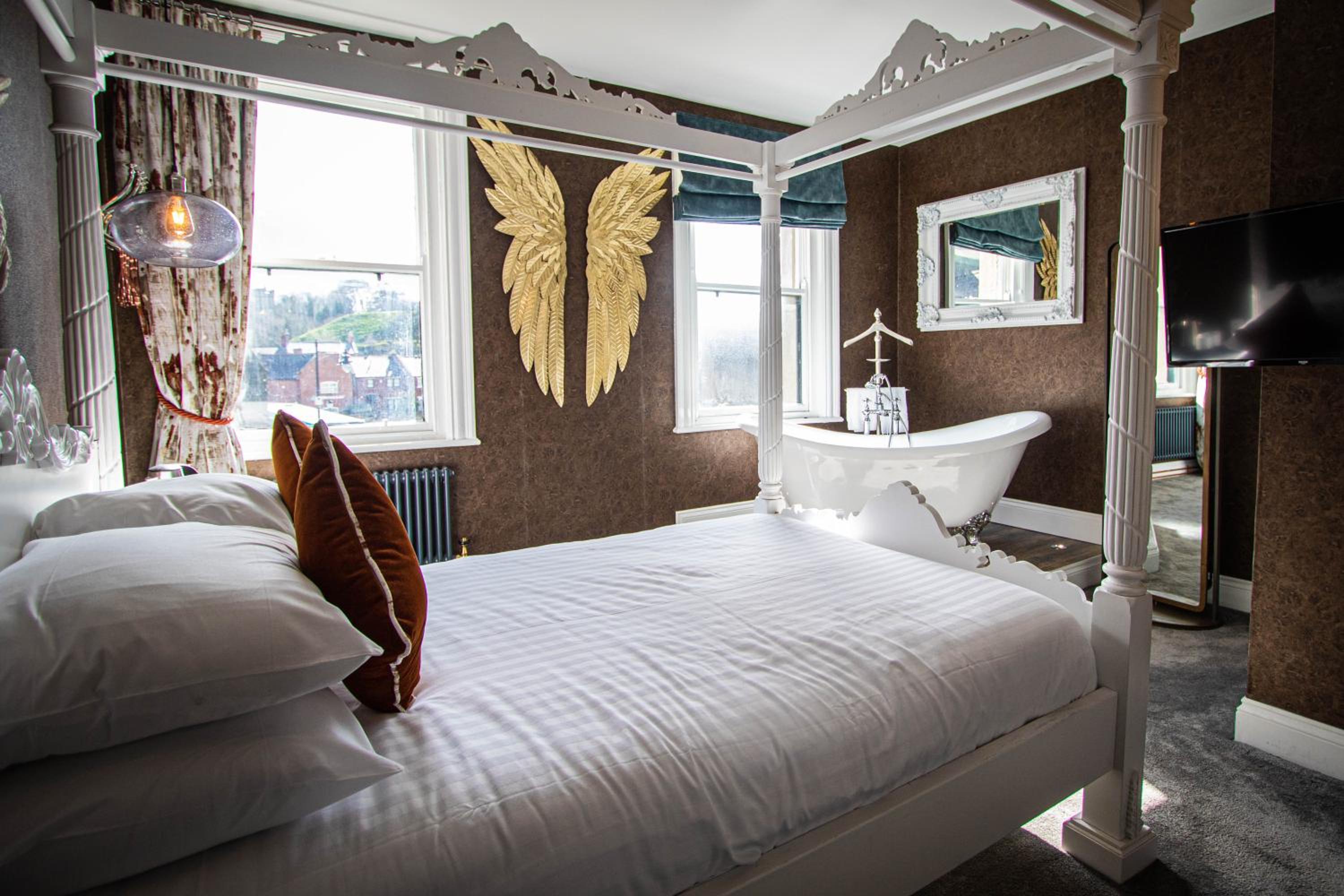 Double Room with Private Bathroom - Photo 2