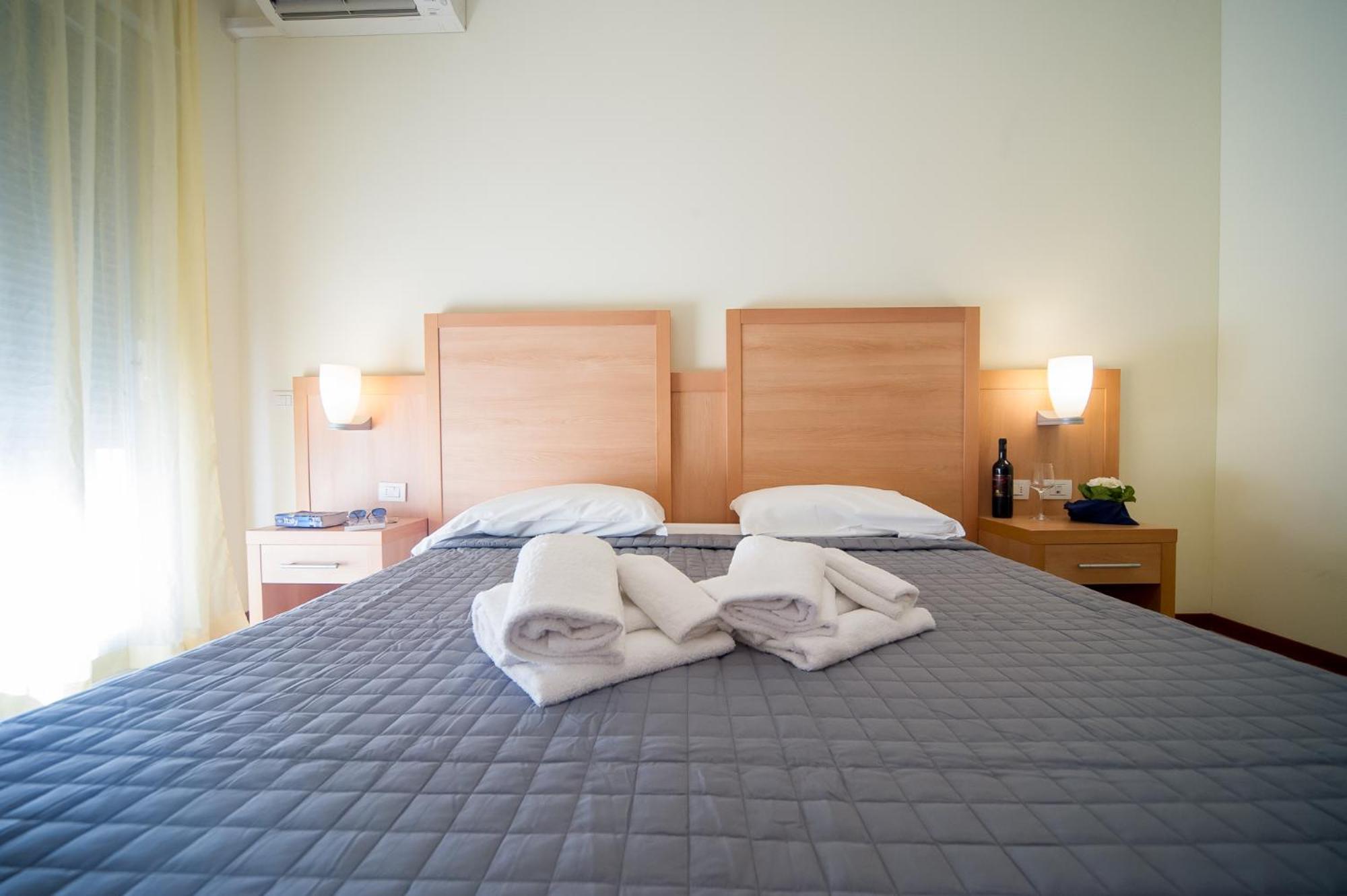 Economy Double or Twin Room - Photo 5