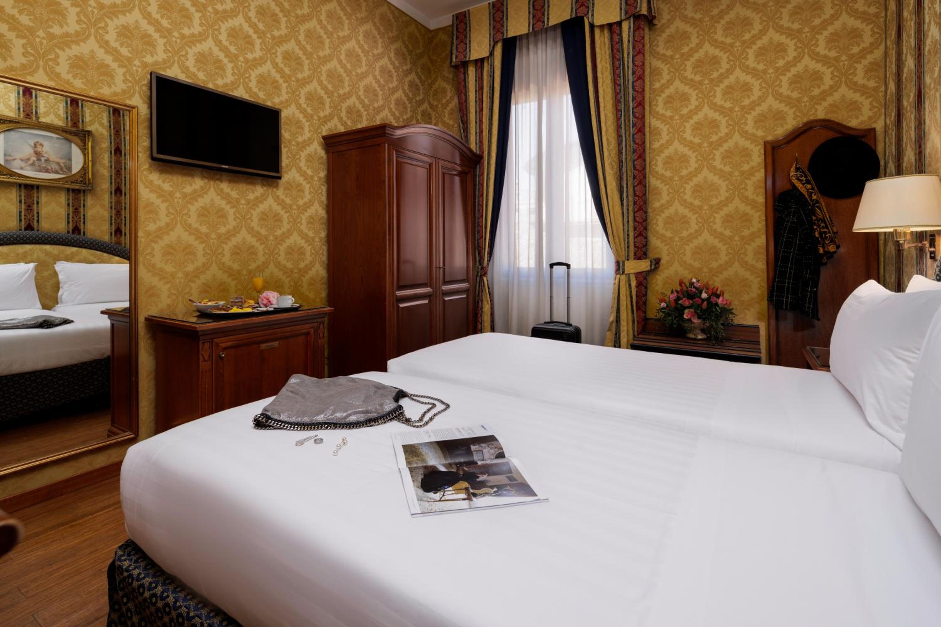 Standard Twin Room - Non-Smoking