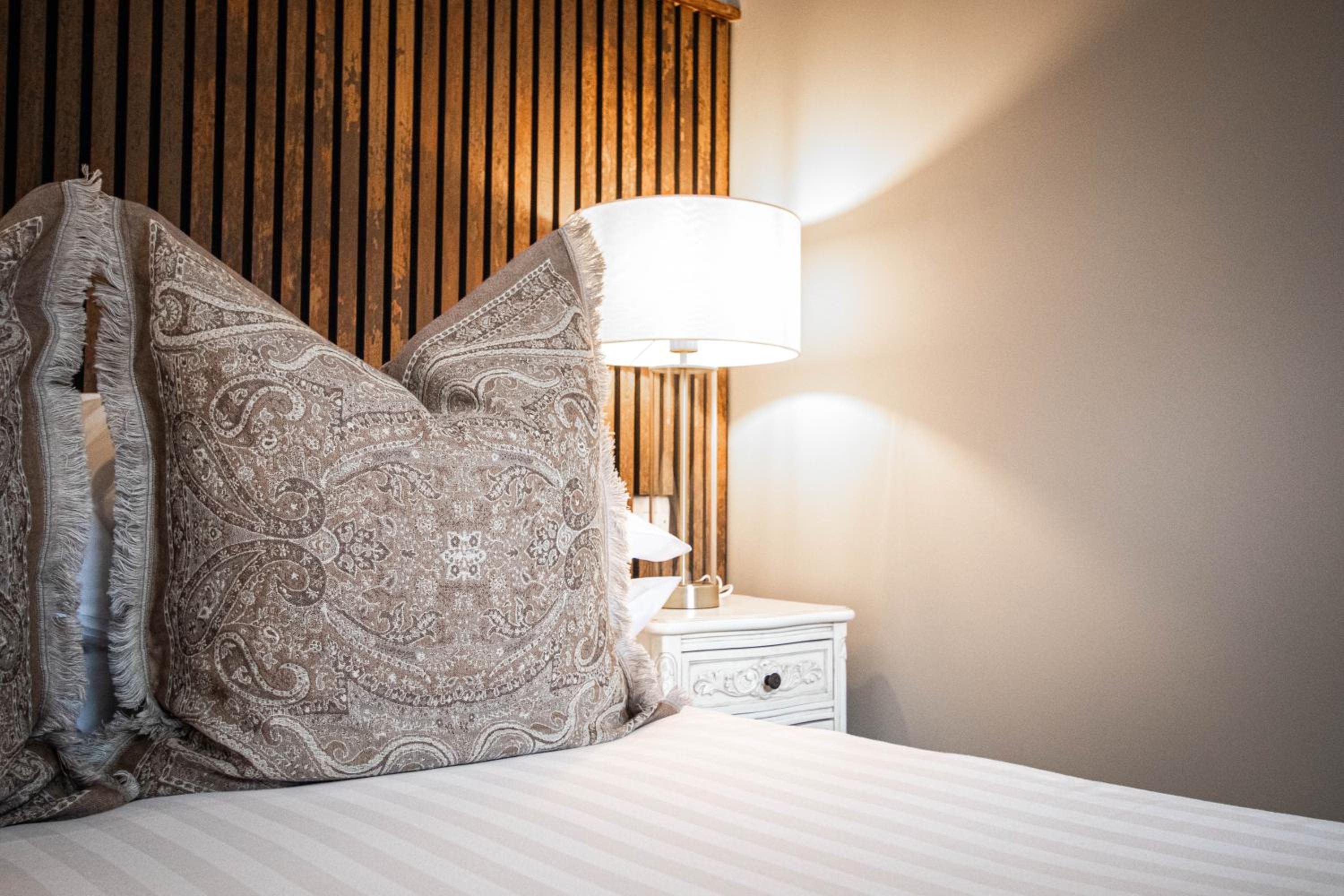 Standard Double Room - Photo 4