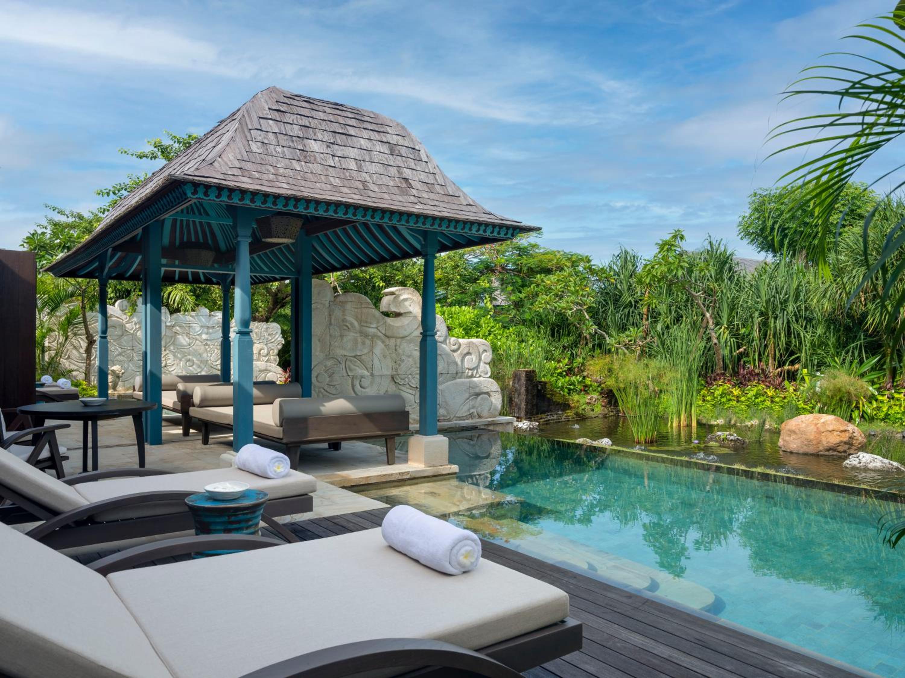 Garden Oasis Villa with Private Pool - Photo 3