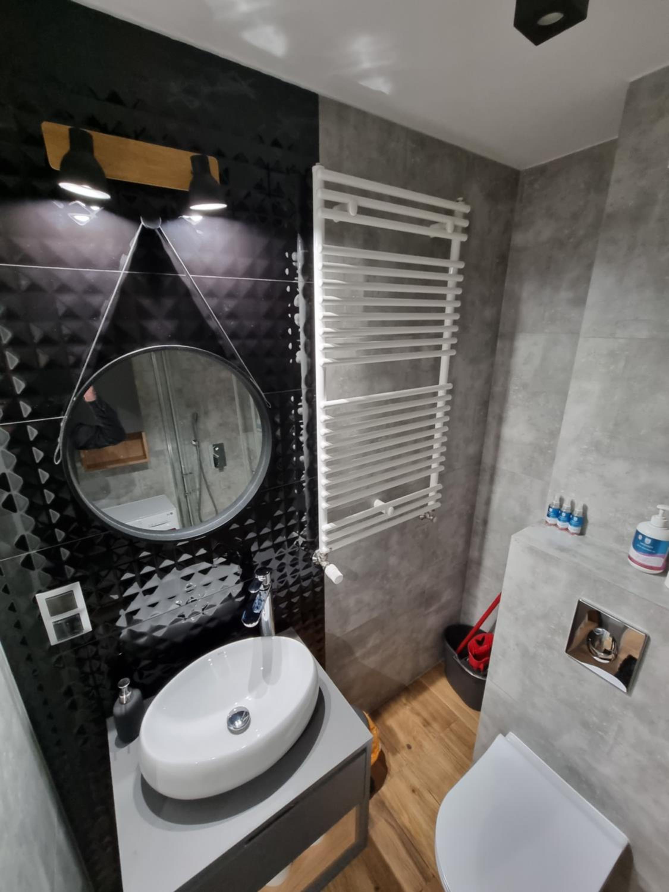 Two-Bedroom Apartment - Photo 3
