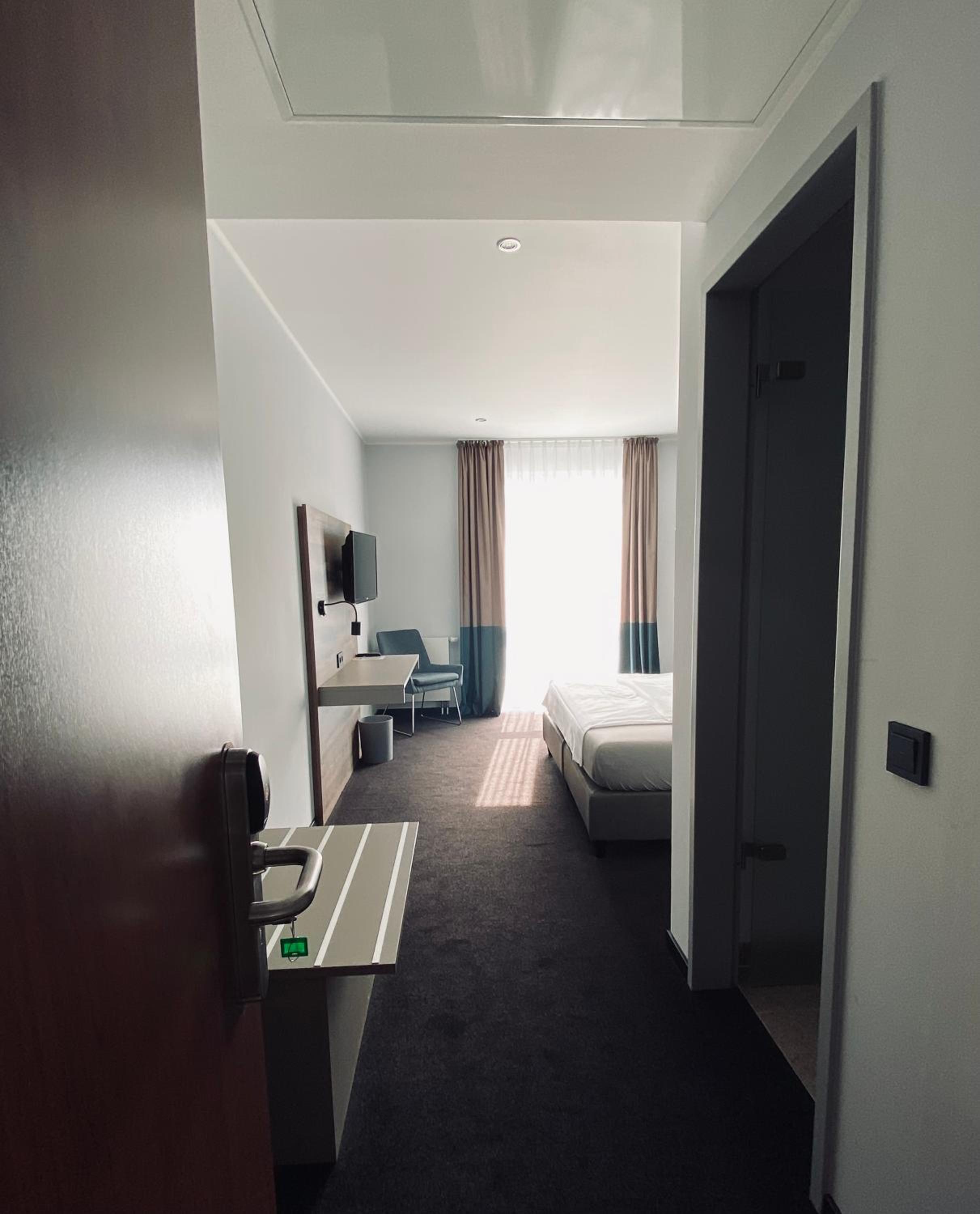 Double Room - Photo 11