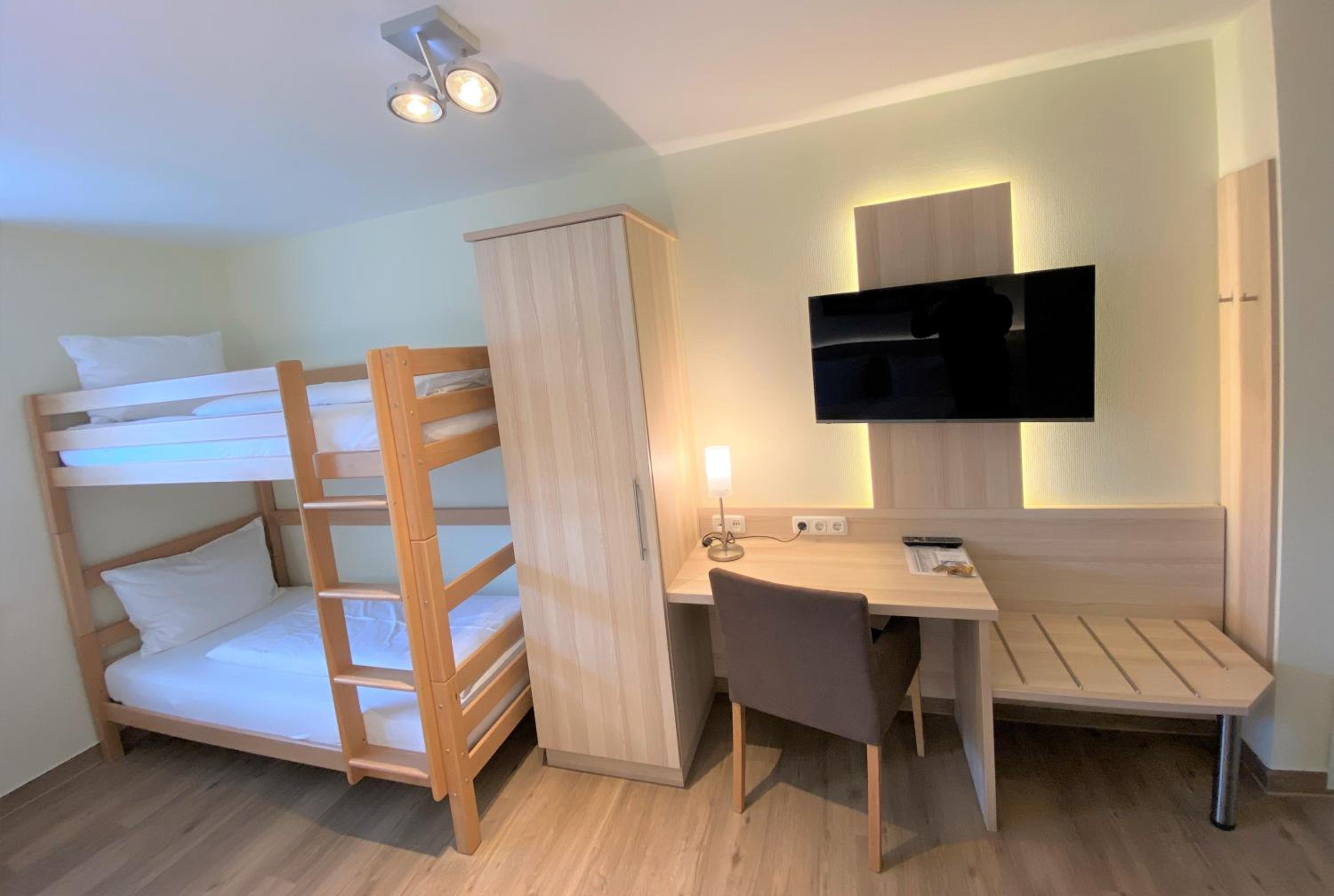 Quadruple Room photo 2