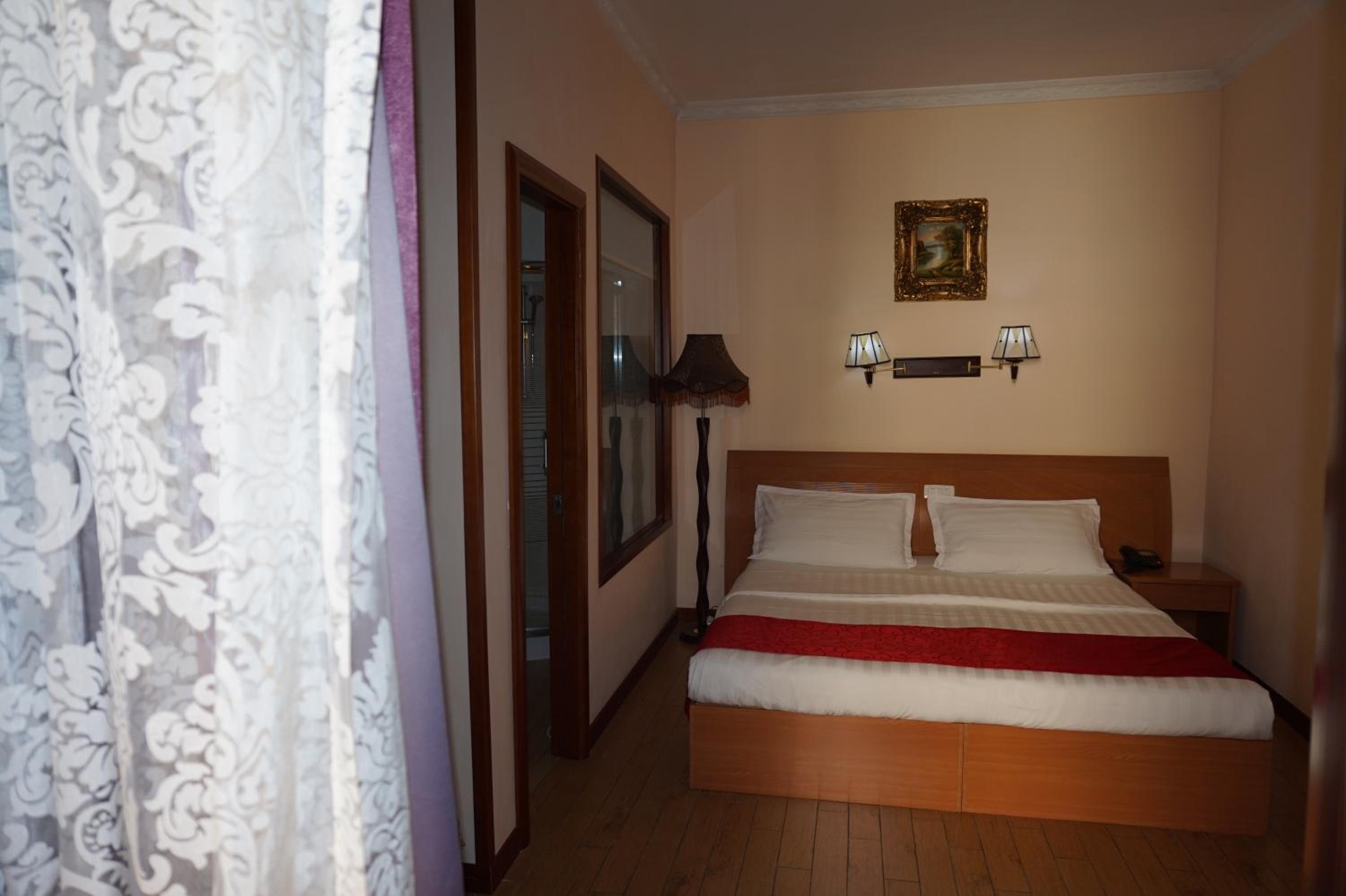 Single Room photo 1