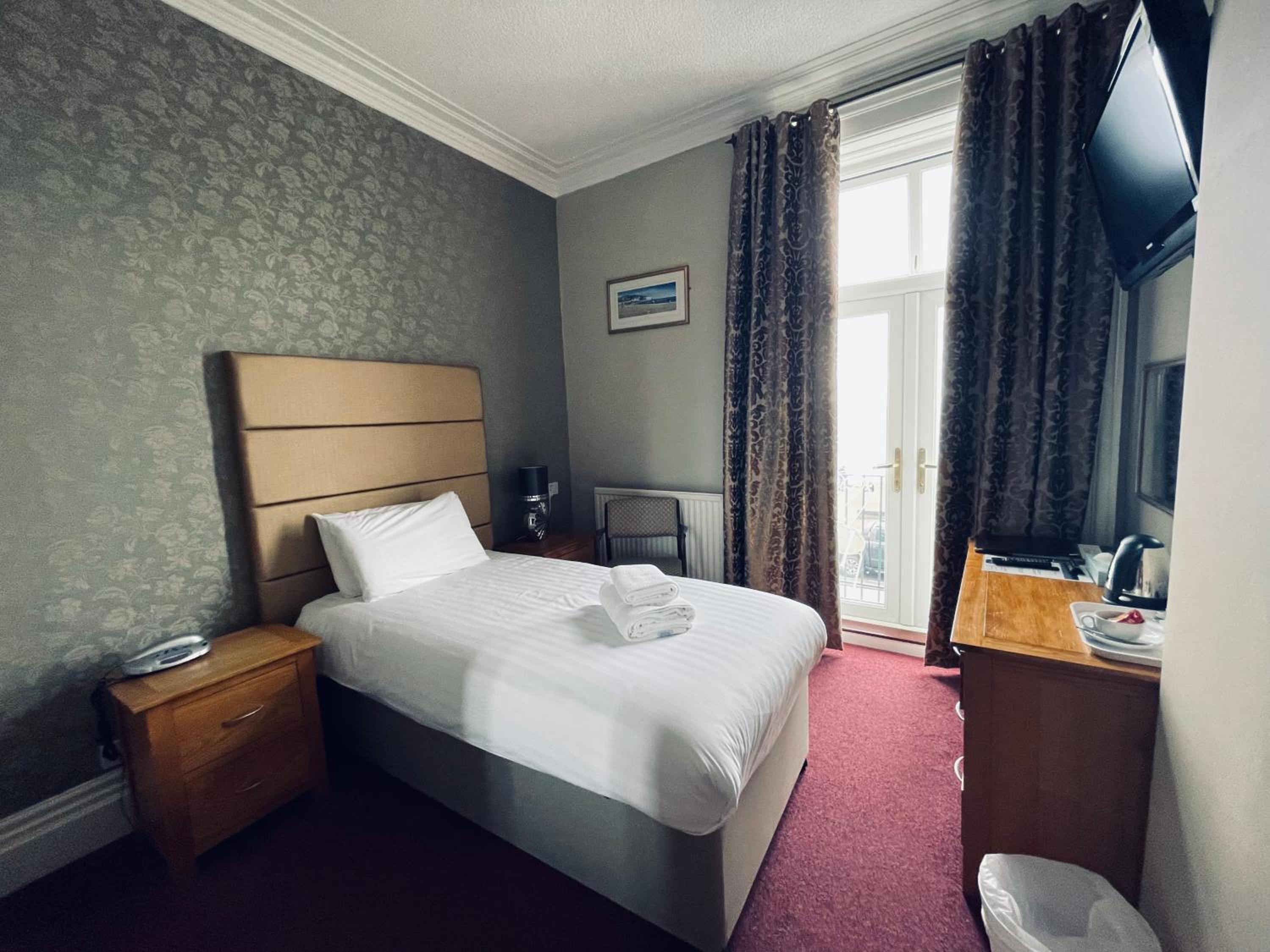 Standard Single Room photo 2