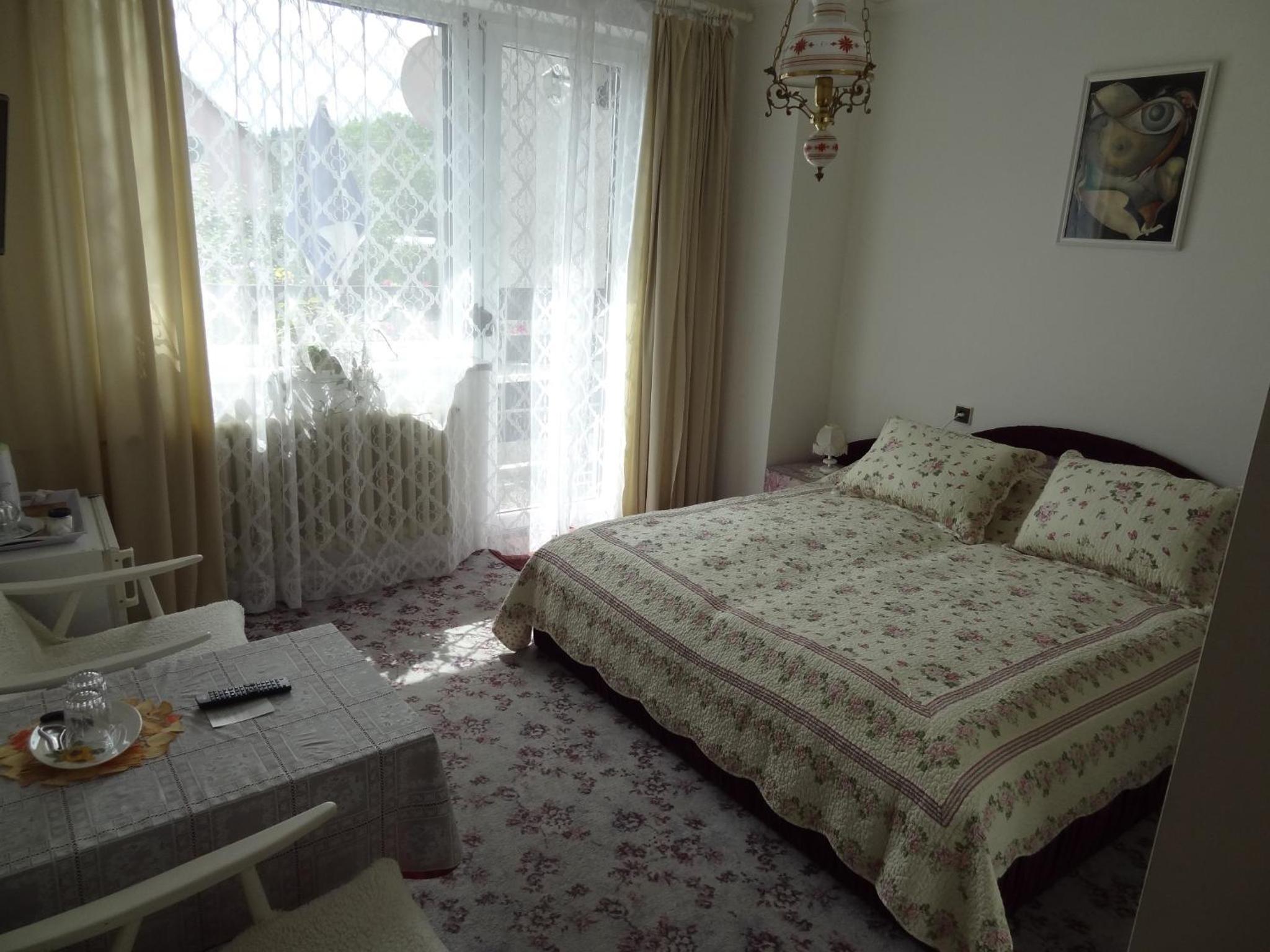 Two-Bedroom Suite with Balcony photo 3