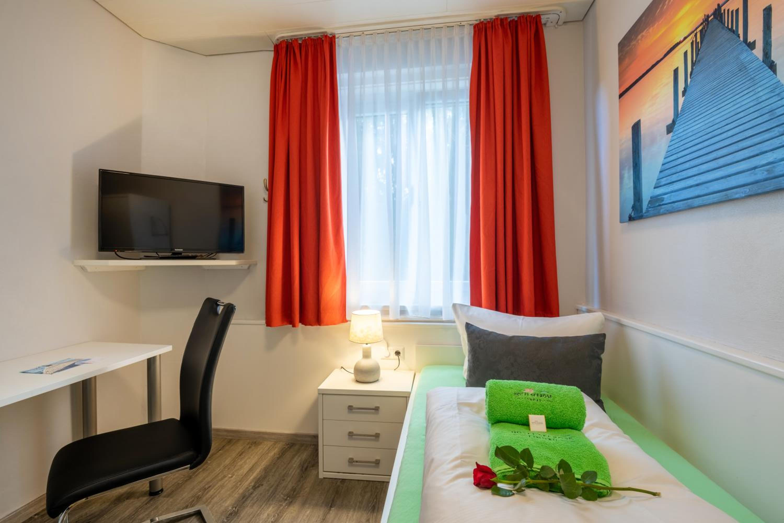 Single Room photo 1