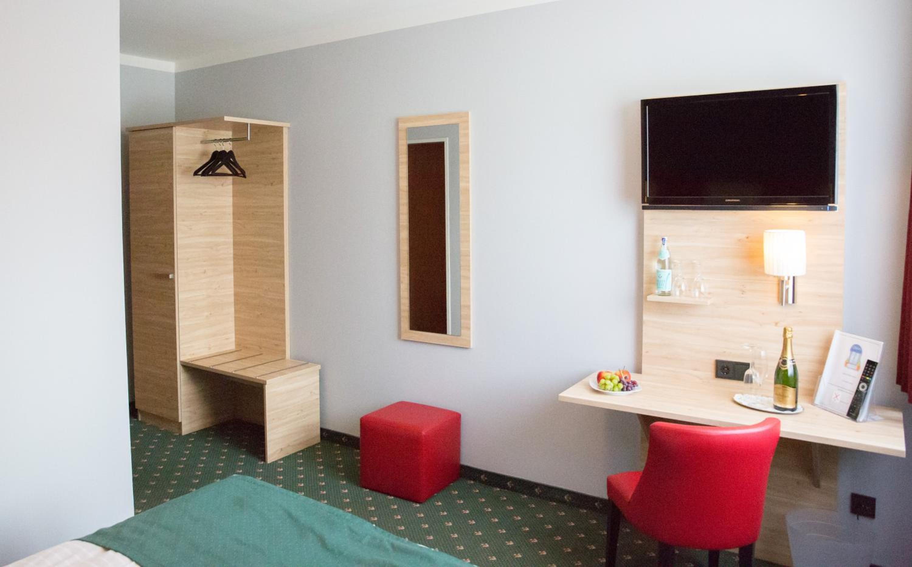 Comfort Double Room With Bath photo 3