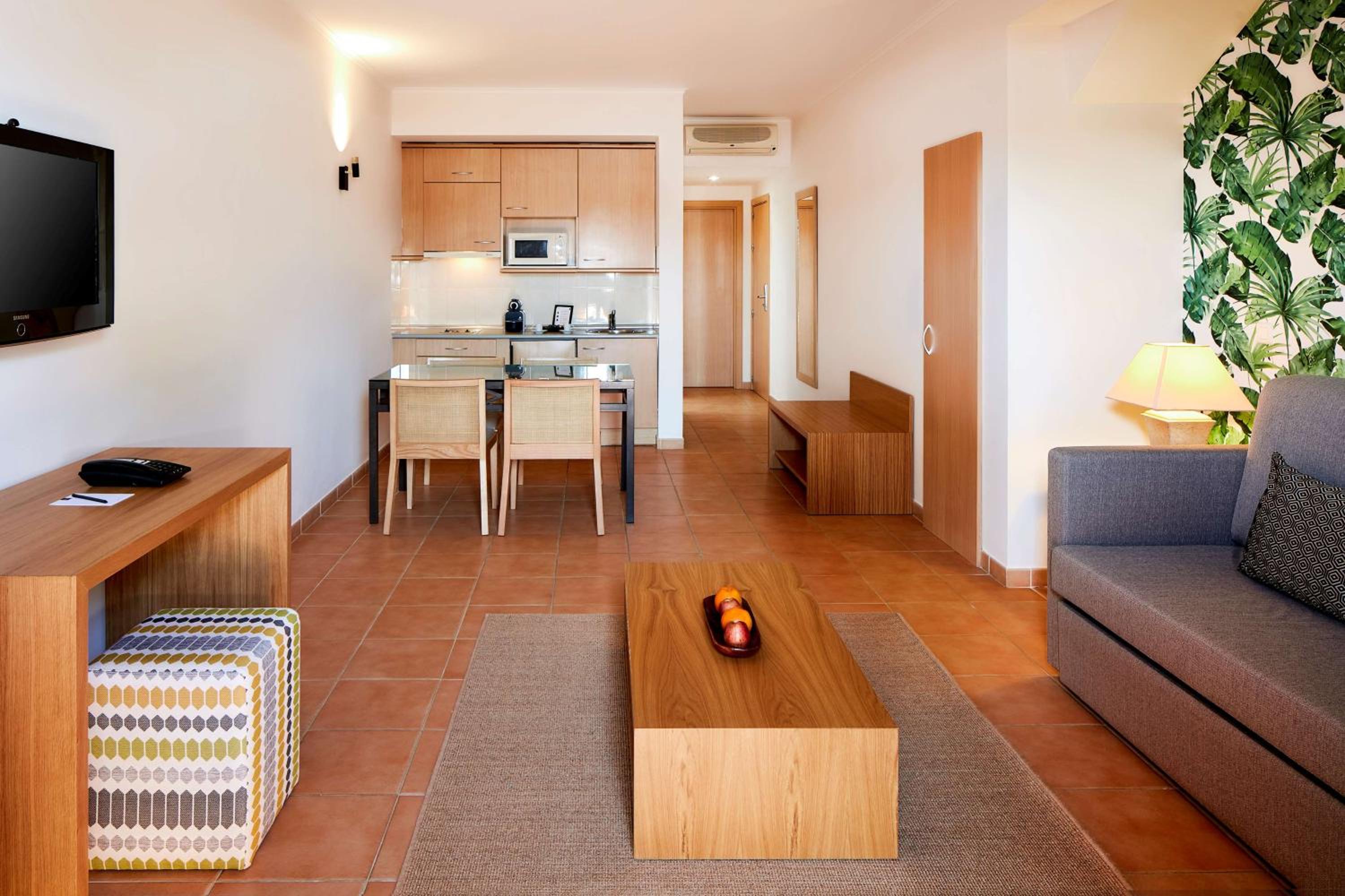 Apartment 1 BDr Marina Beach photo 2