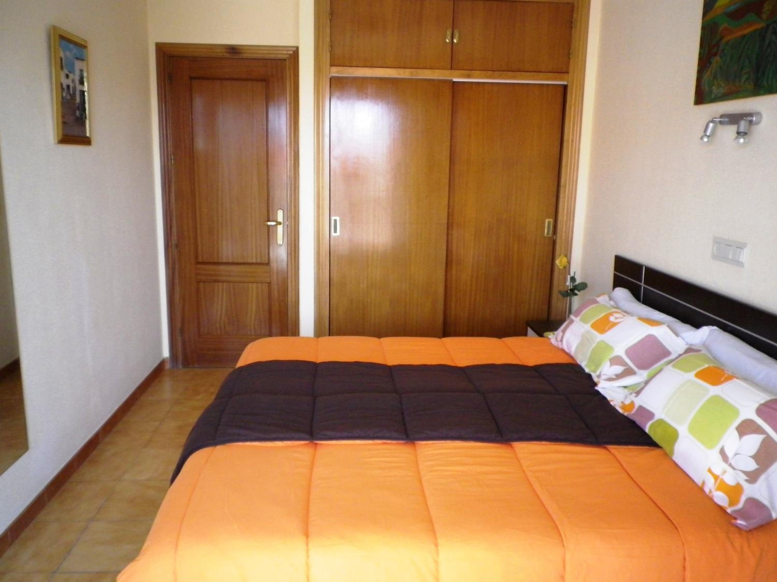 One-Bedroom Apartment - Photo 1
