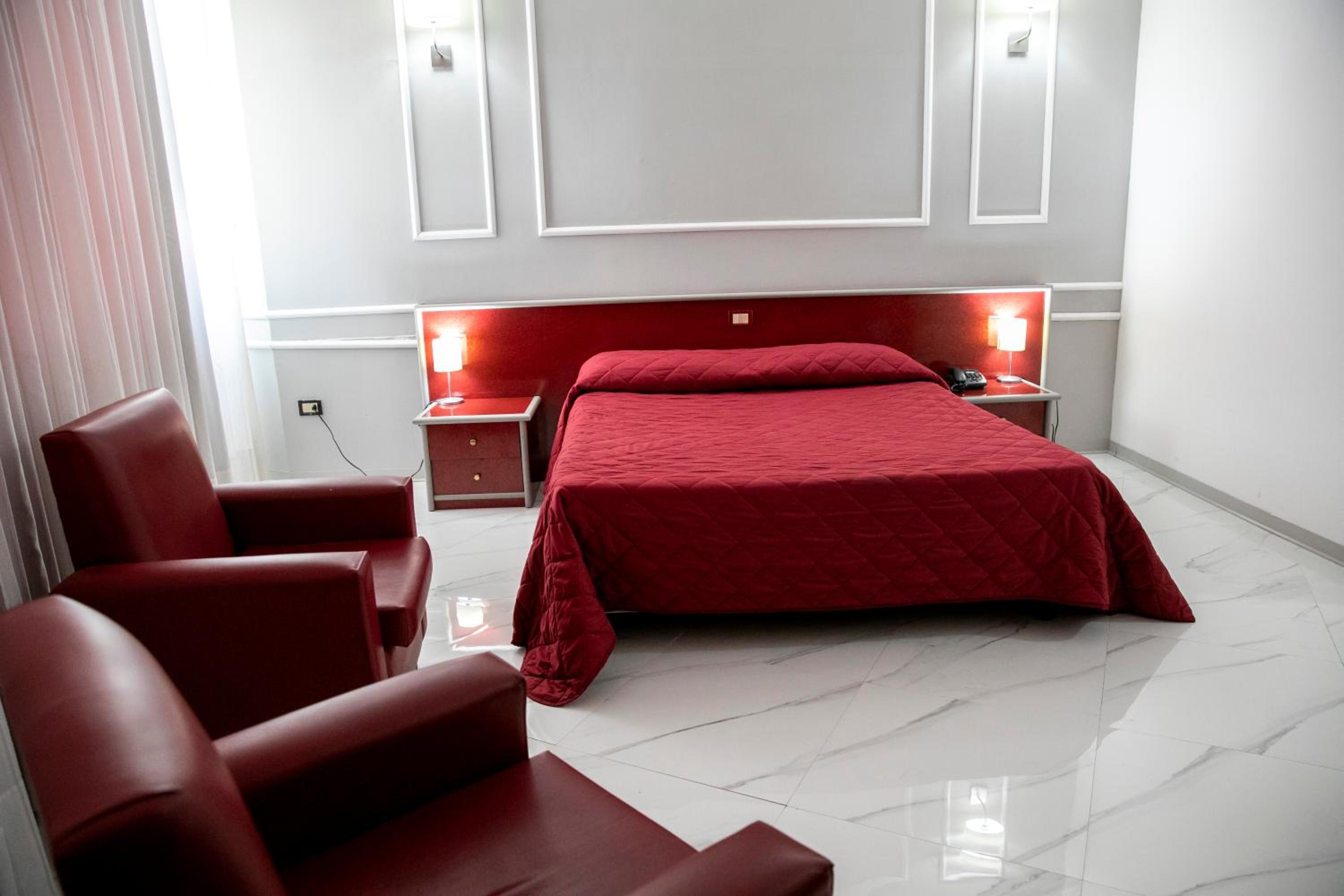 Deluxe Double Room - Photo 3