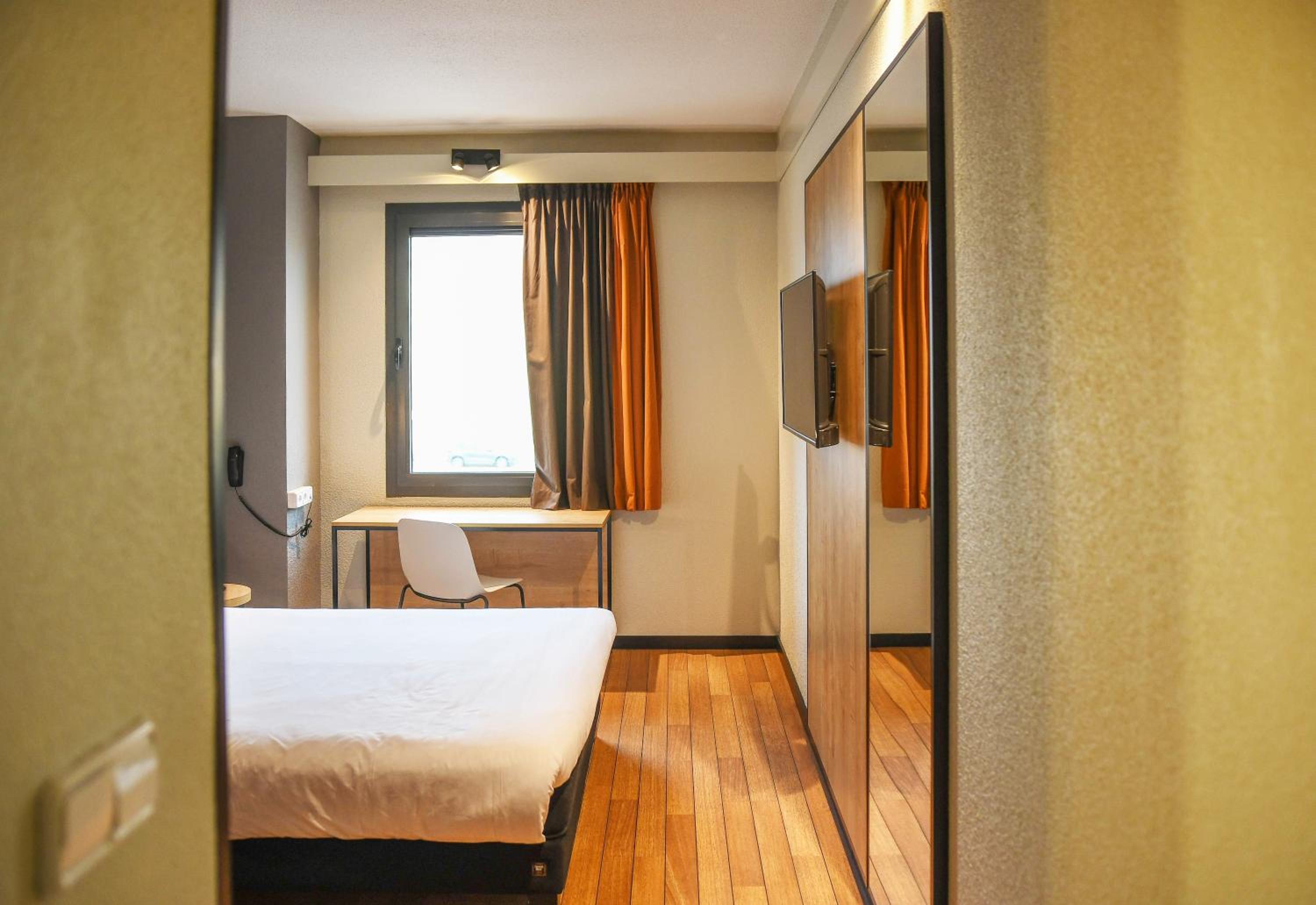 Double Room - Photo 32