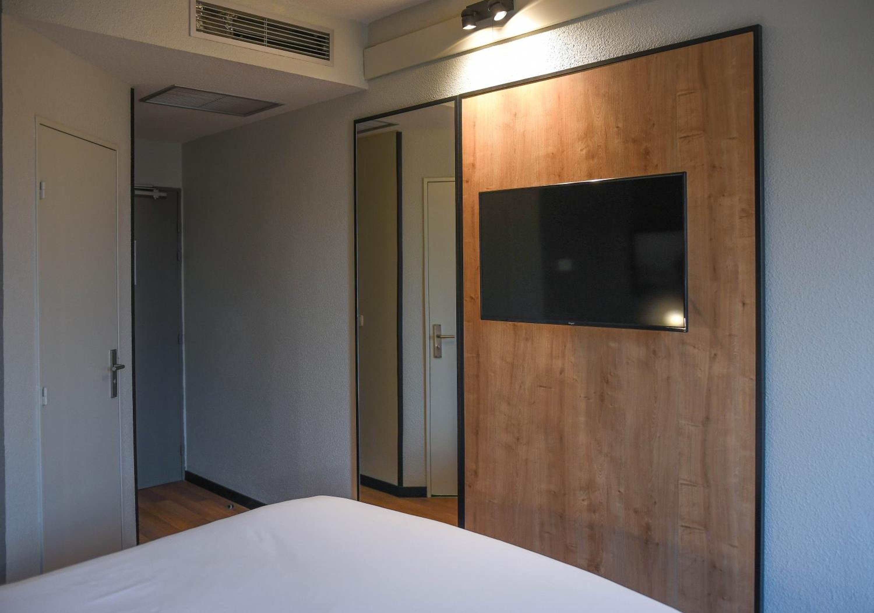 Double Room - Photo 31