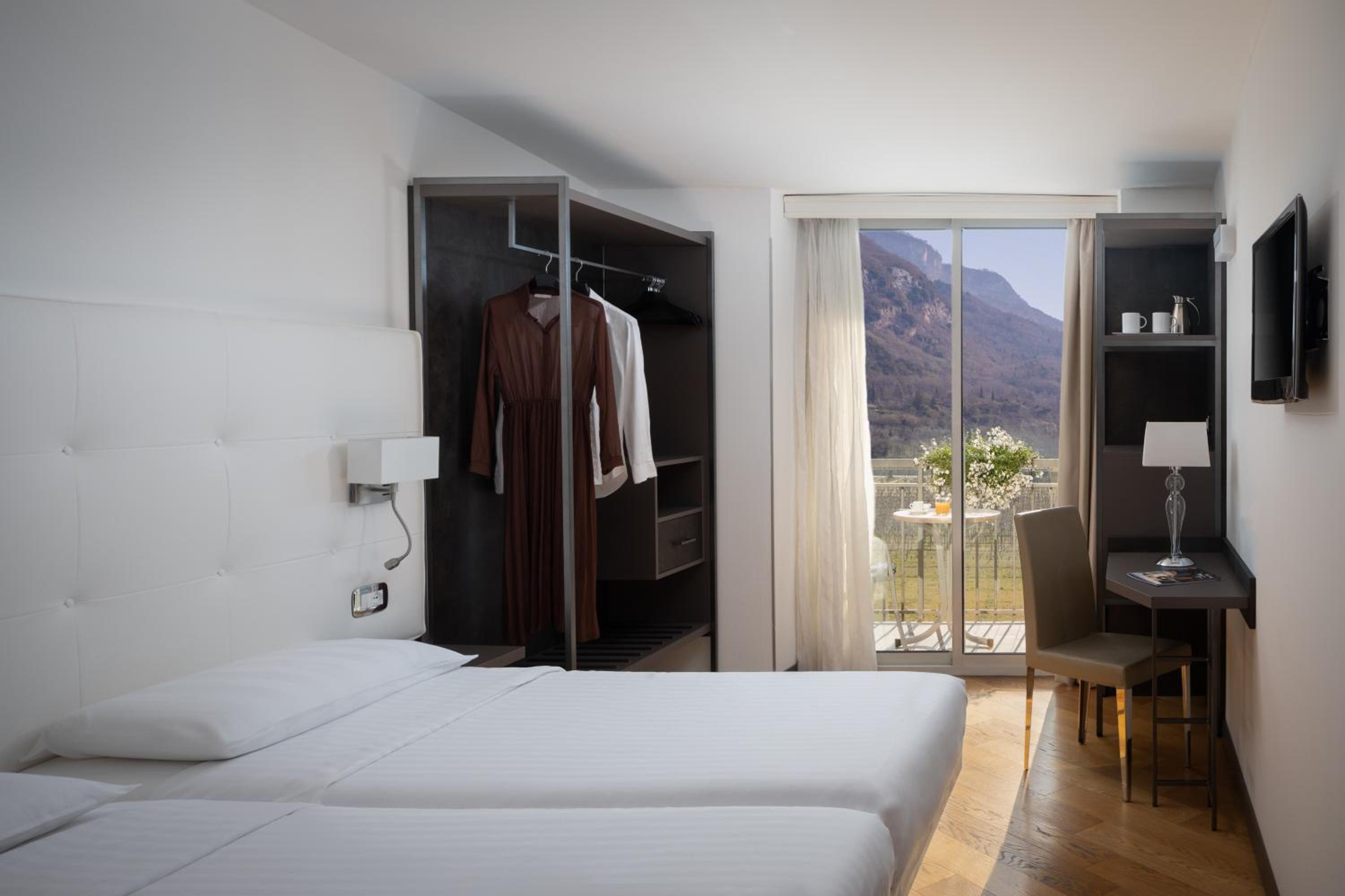 Small Standard Double Room - Photo 1