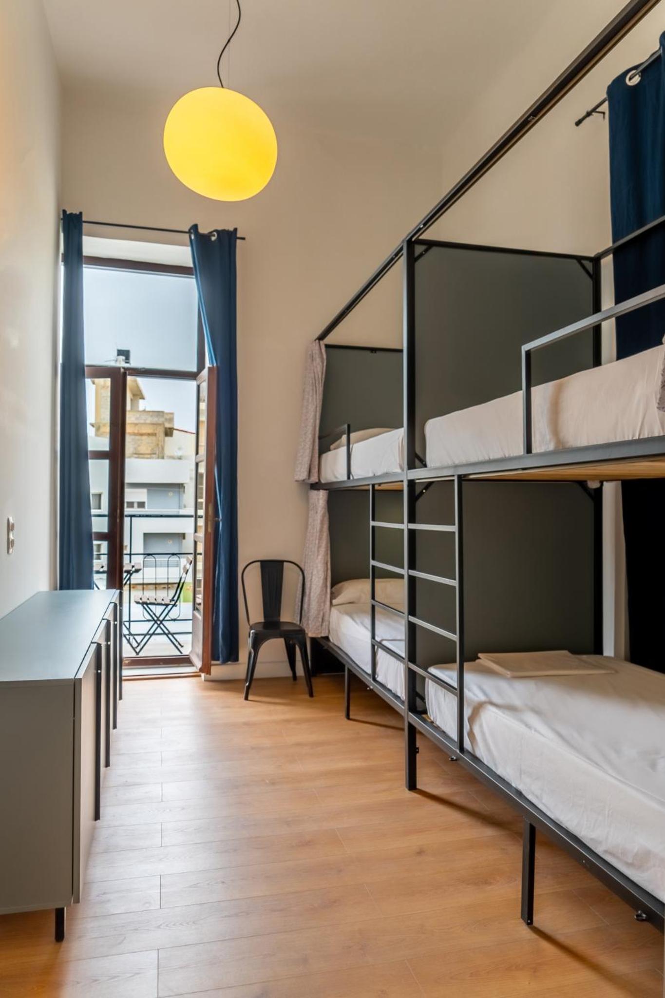 Quadruple Room with Shared Bathroom photo 1