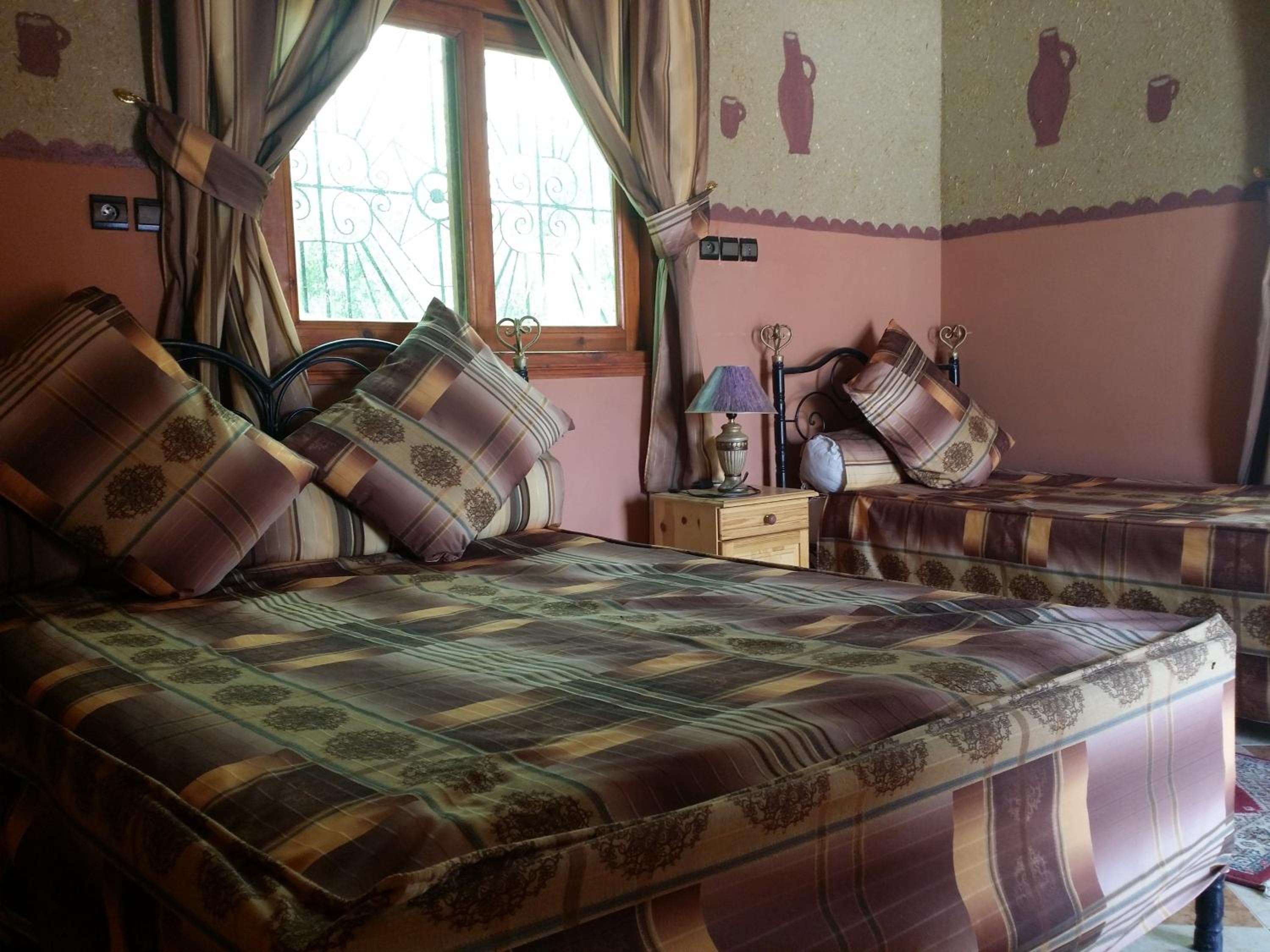 Standard Triple Room - Photo 2