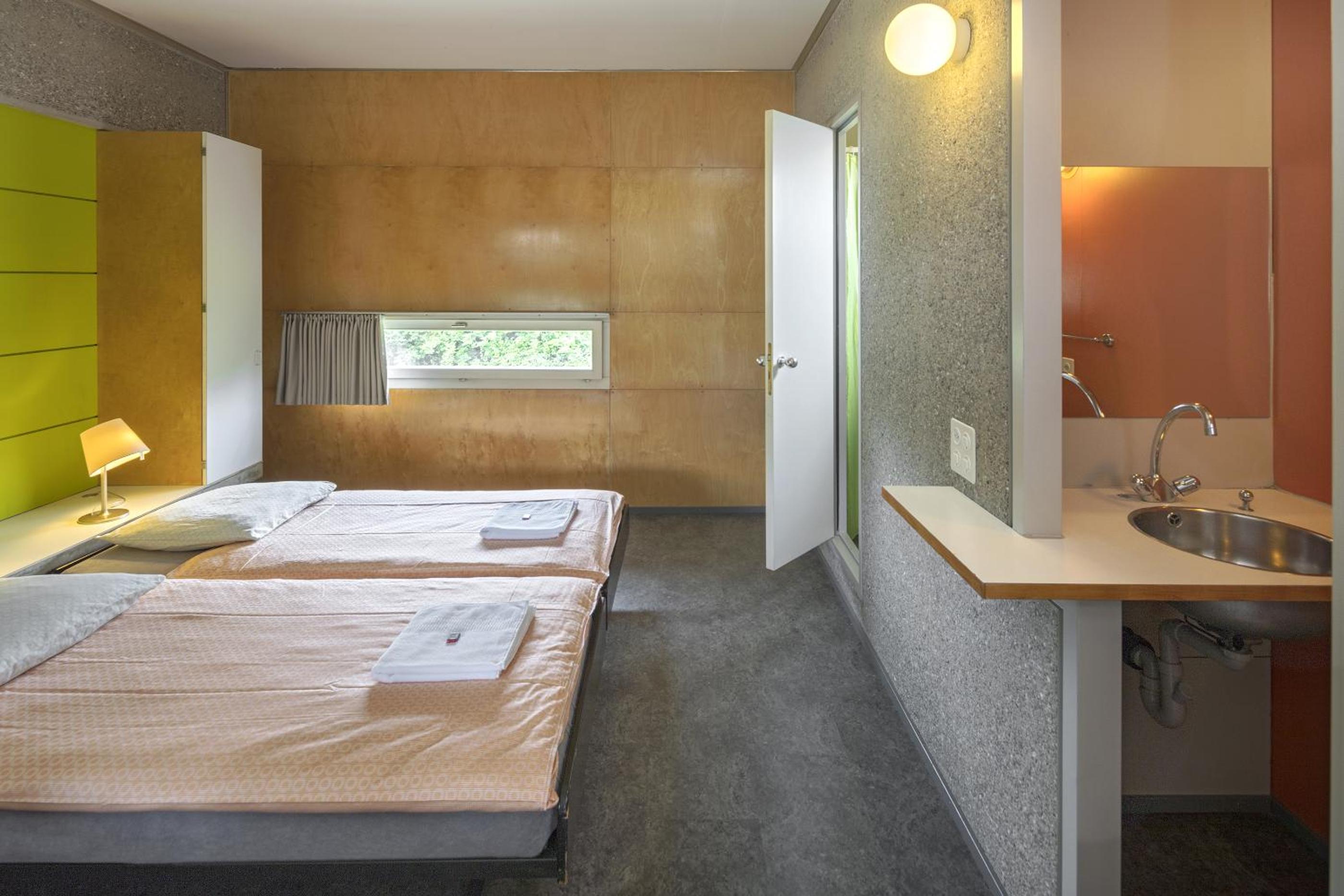 Double Room with Shower photo 2