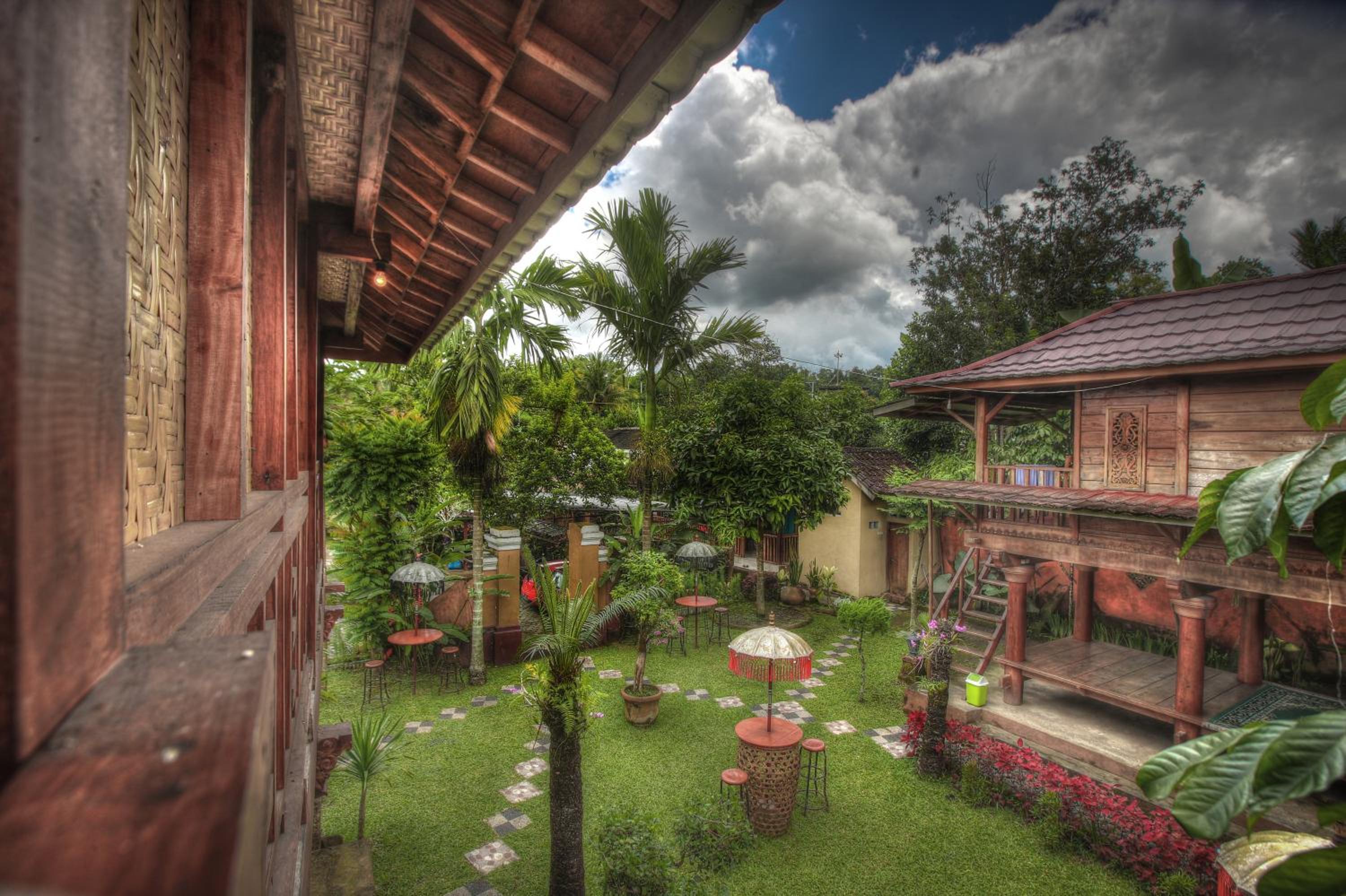 Double Room with Balcony - Photo 18
