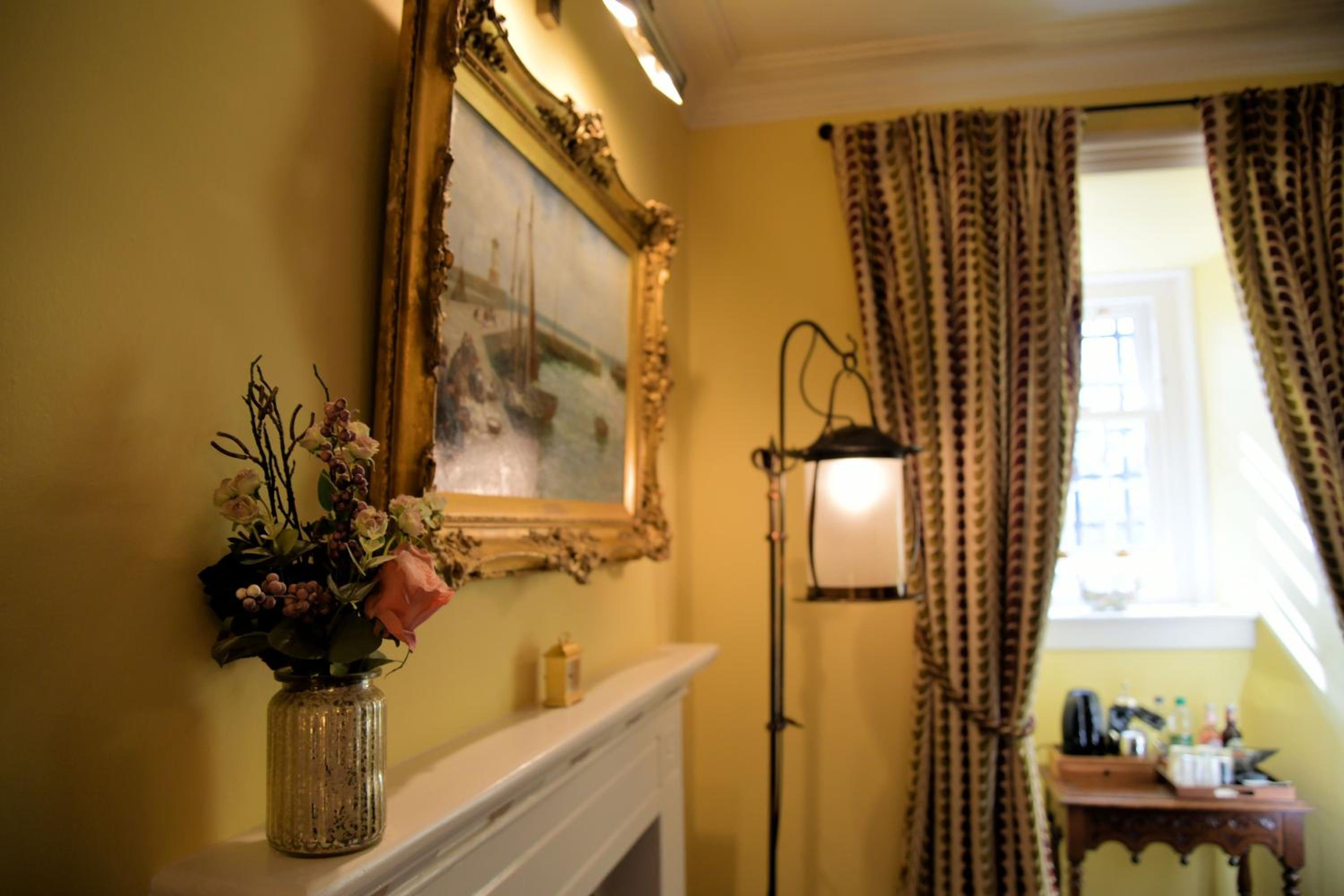Deluxe King Room photo 3